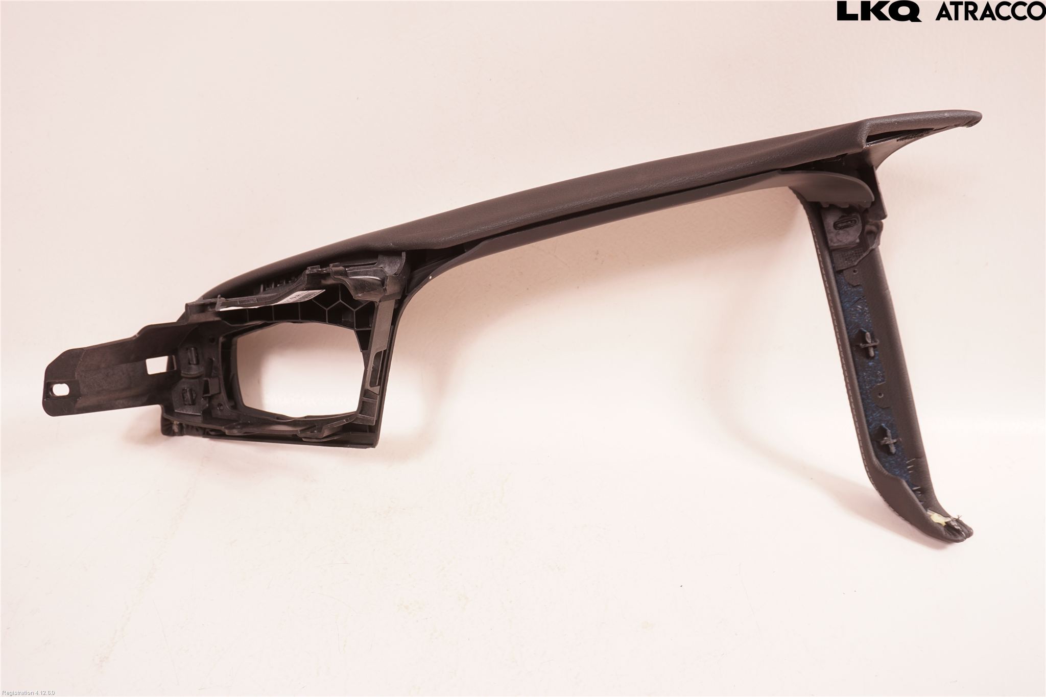 BMW X1 F48 15-22 Instrumentkonsoll Mitt