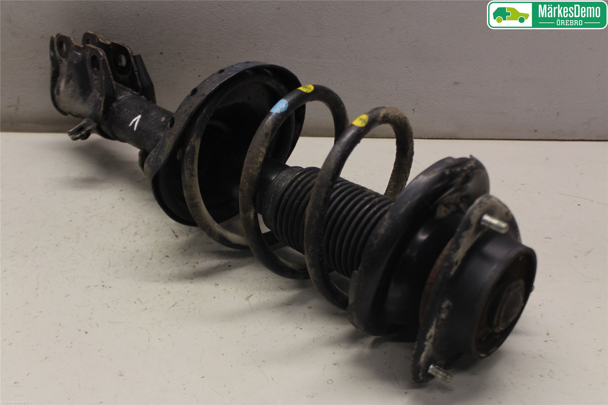 Subaru OUTBACK 15-20 Fjäderben Fram Vänster