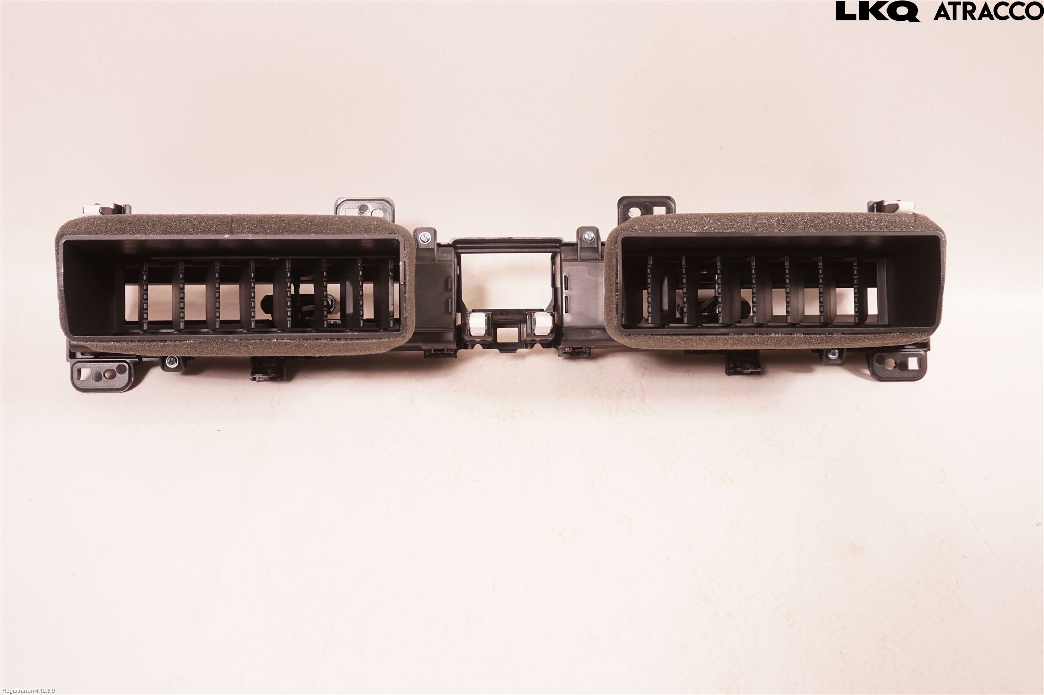 Kia EV9 24- Defrosterkanal-Munstycke