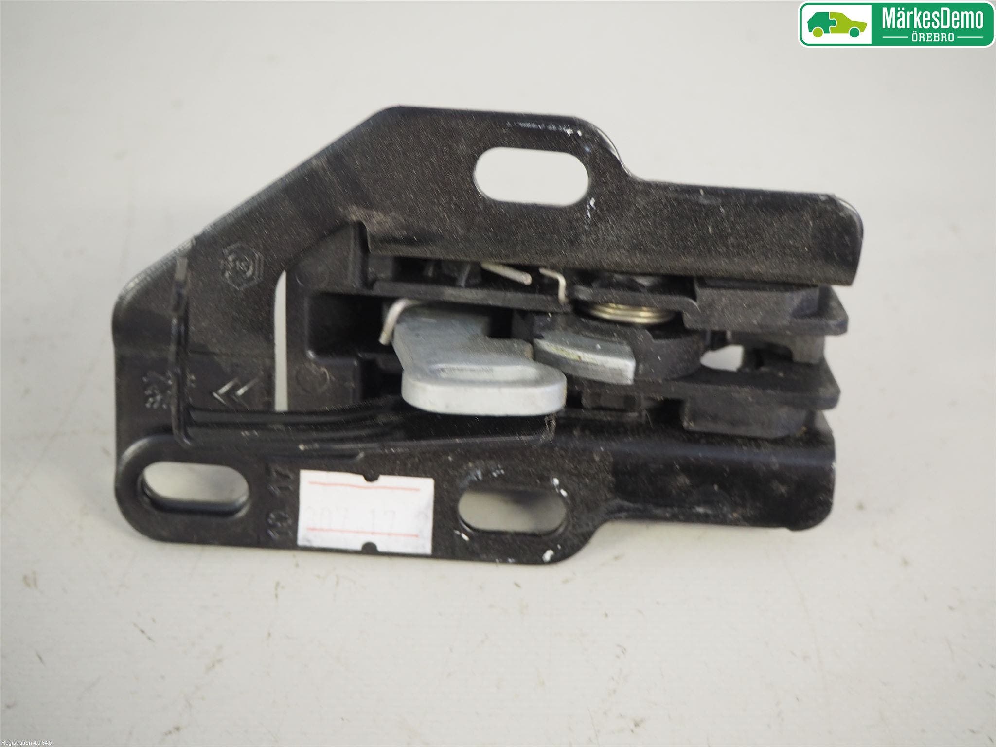 Peugeot PARTNER 16-18 Låskista-Dörrlås