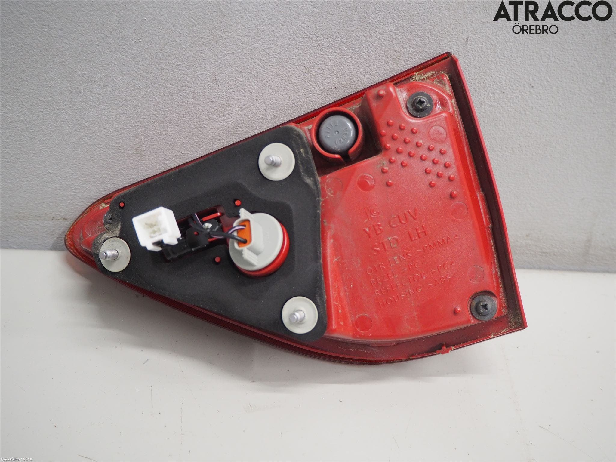 Kia STONIC 18->> Bakljus Lucka Vä