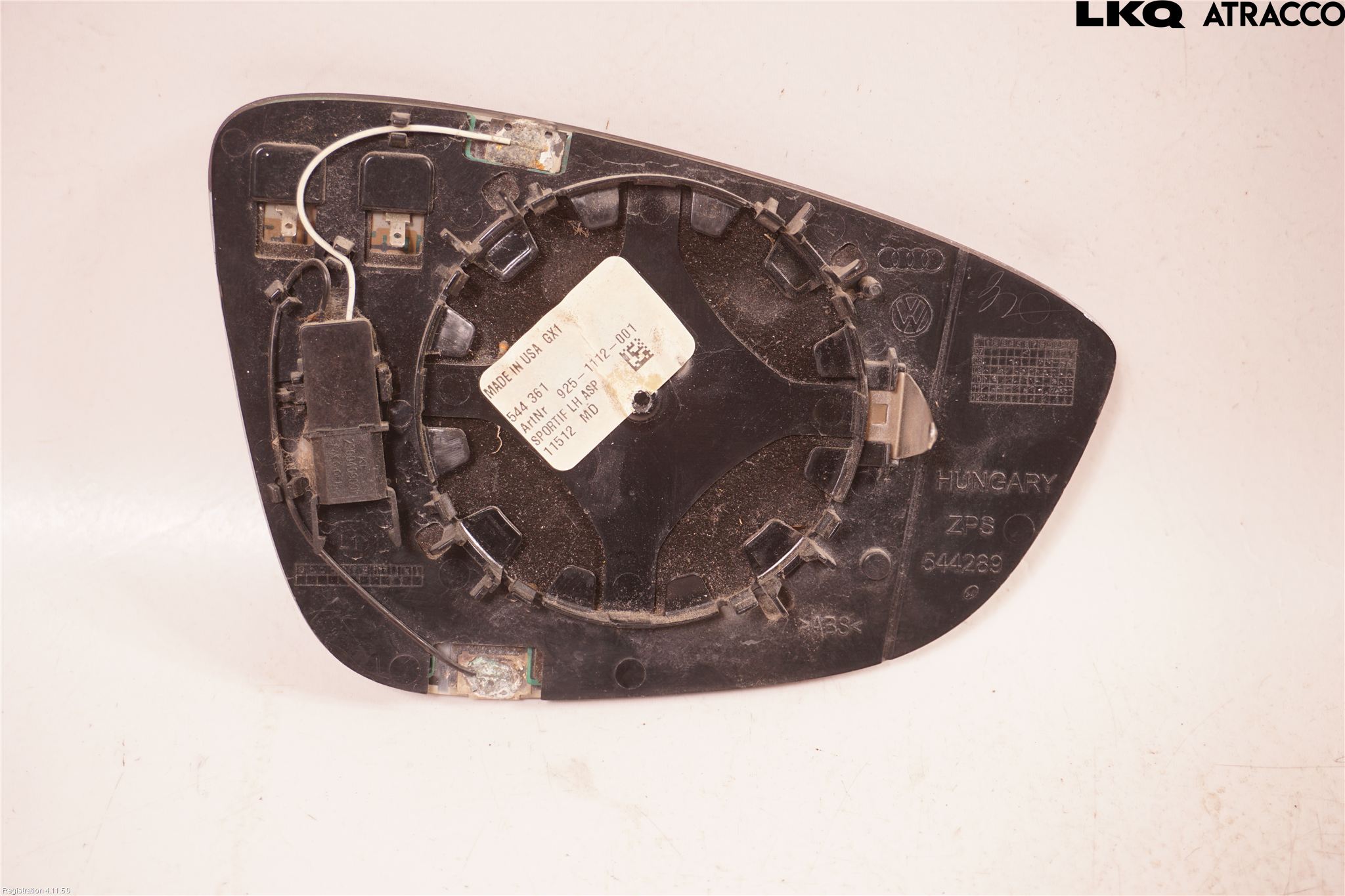 Volkswagen VW PASSAT 11-14 Spegelglas Vä