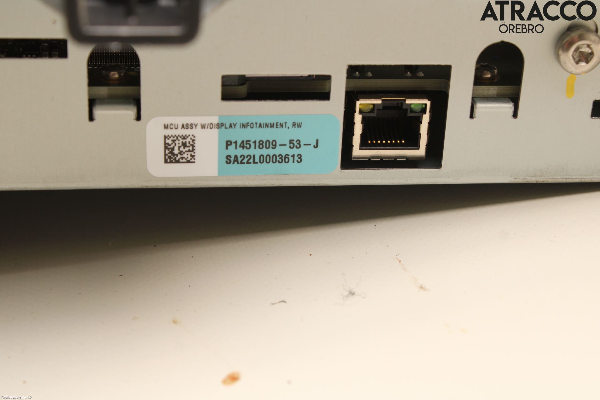 Tesla MODEL X 16- Bildskärm