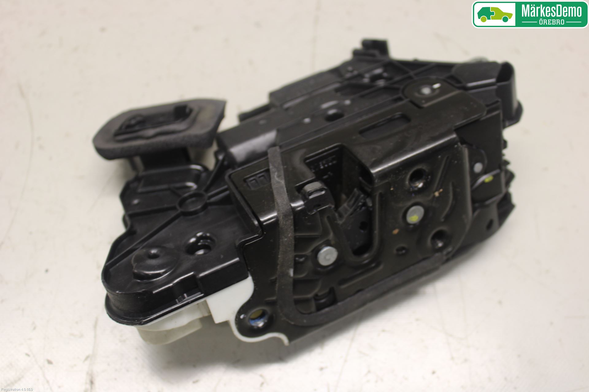 Skoda FABIA 15-21 Låskista-Dörrlås