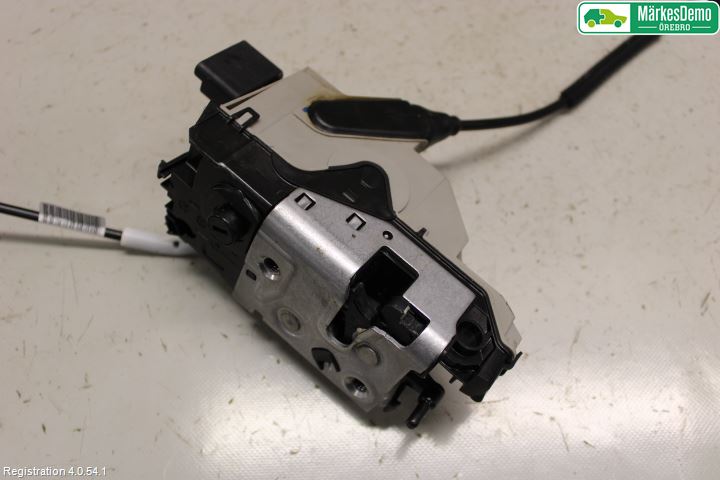 Peugeot 2008 13-20 Låskista-Dörrlås