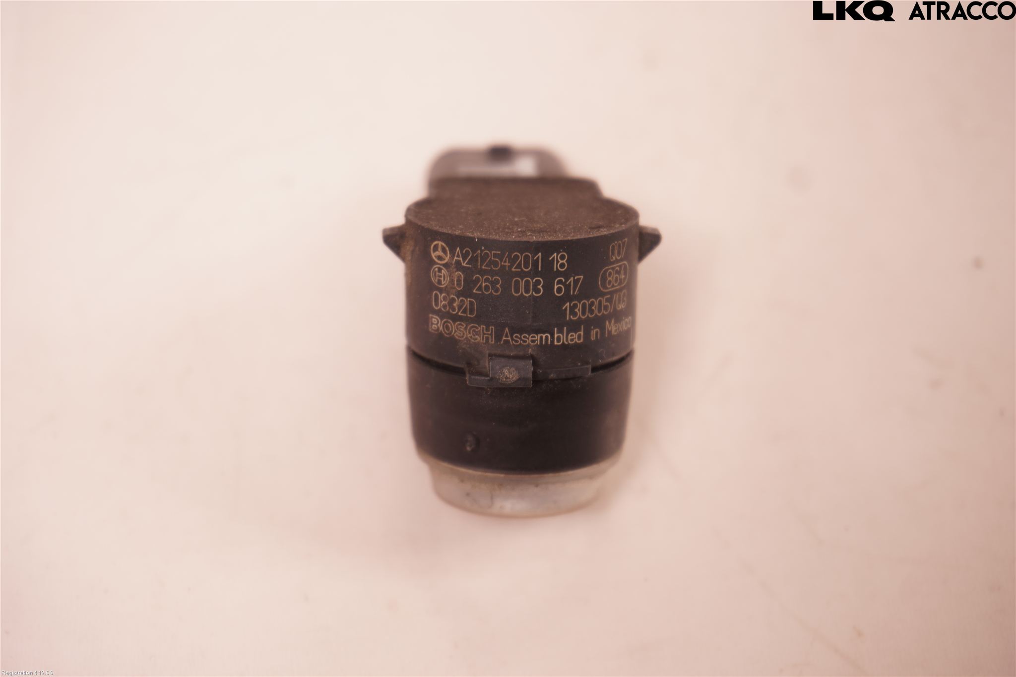 Mercedes-Benz MB C-KLASS (W204) 07-15 Parkeringshjälp Frontsensor