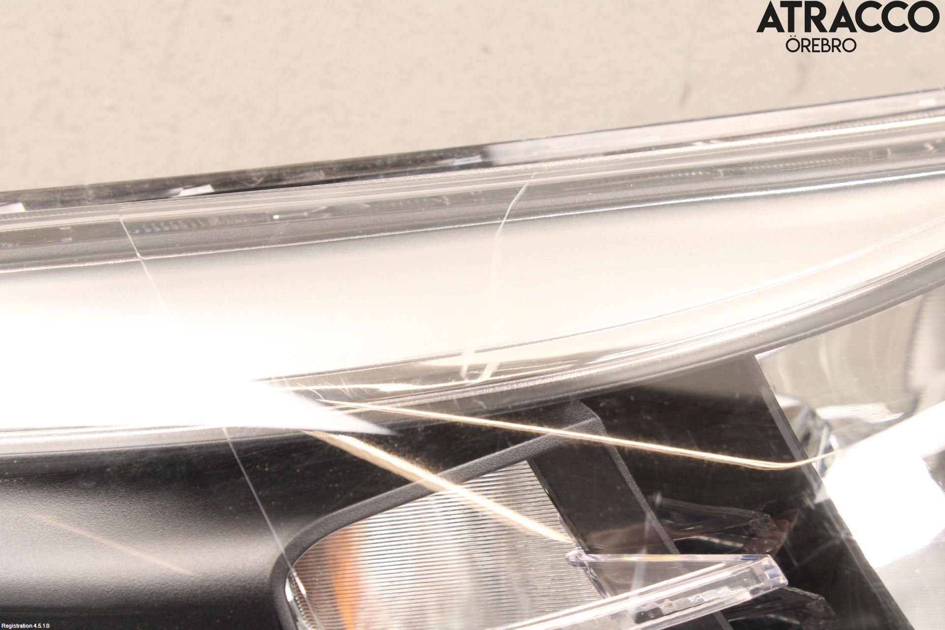 Kia PICANTO 17- Strålkastare Höger