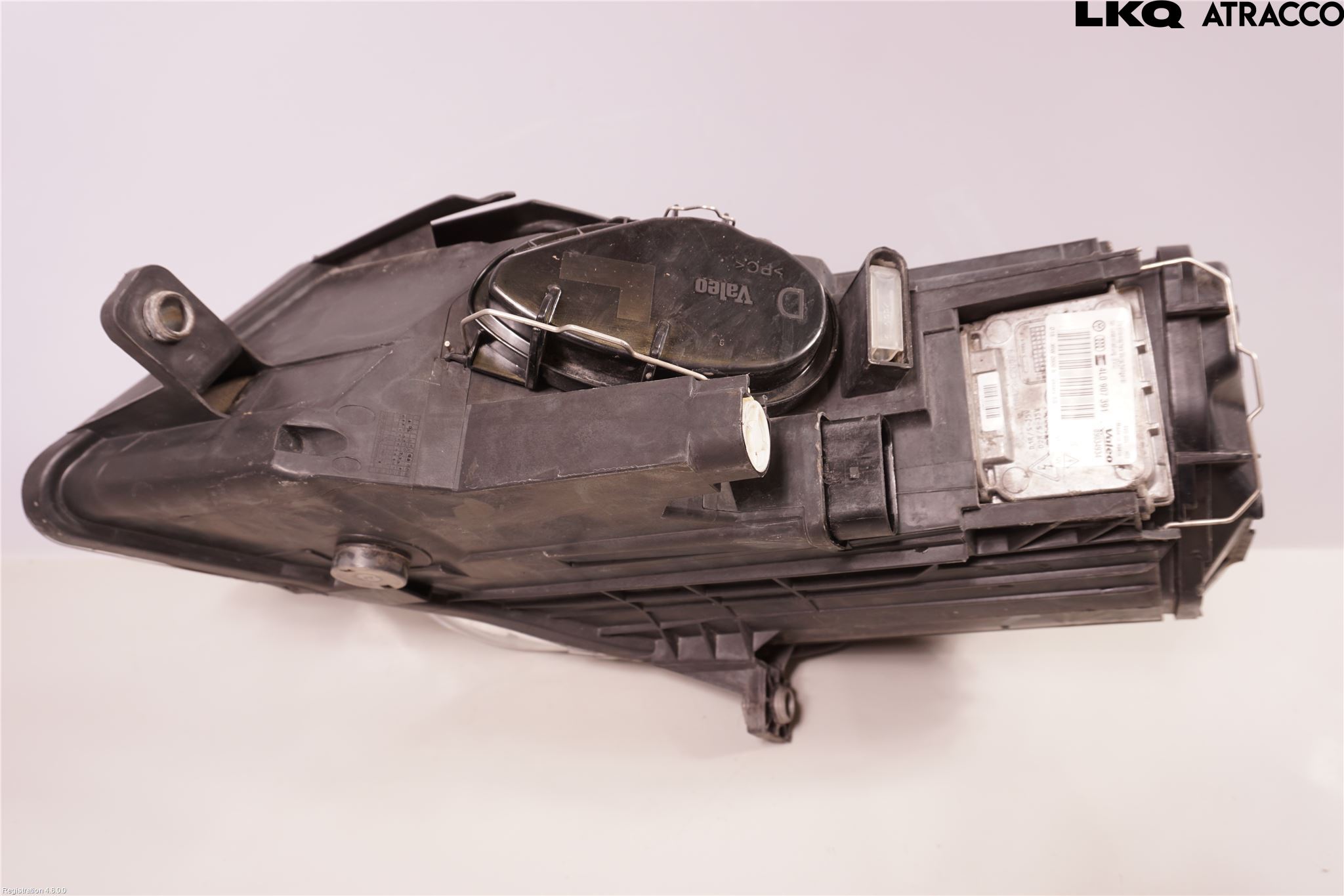 Volkswagen VW PASSAT 05-11 Strålkastare Höger