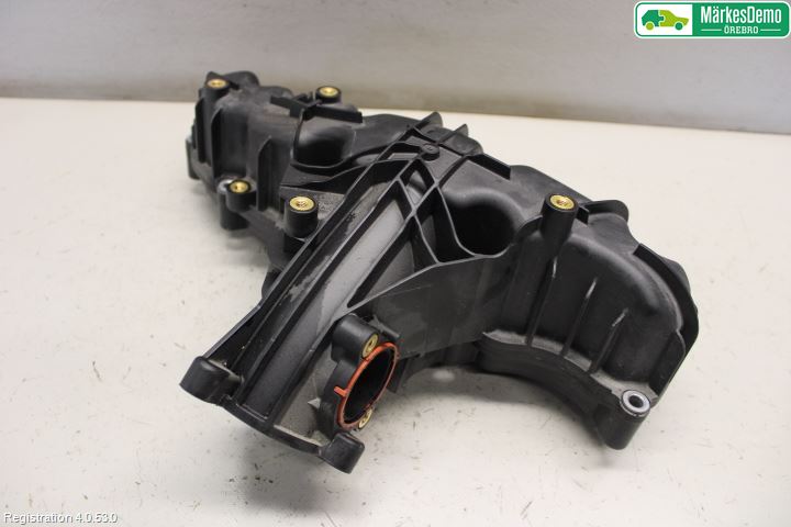 Audi A6/S6 4G 11-18 Grenrör Insug