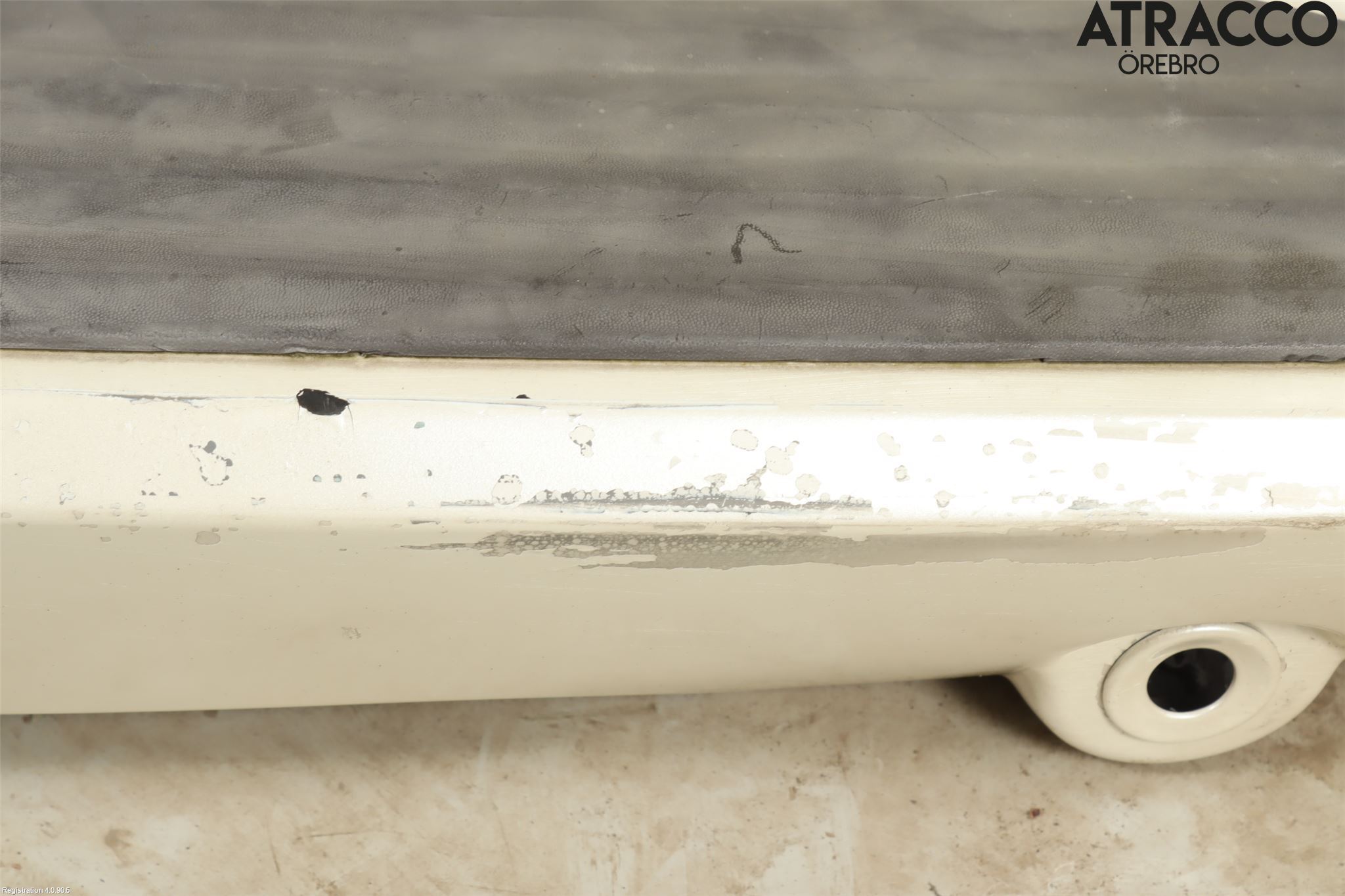 Cadillac ESCALADE Stötfångarbeklädnad Bak