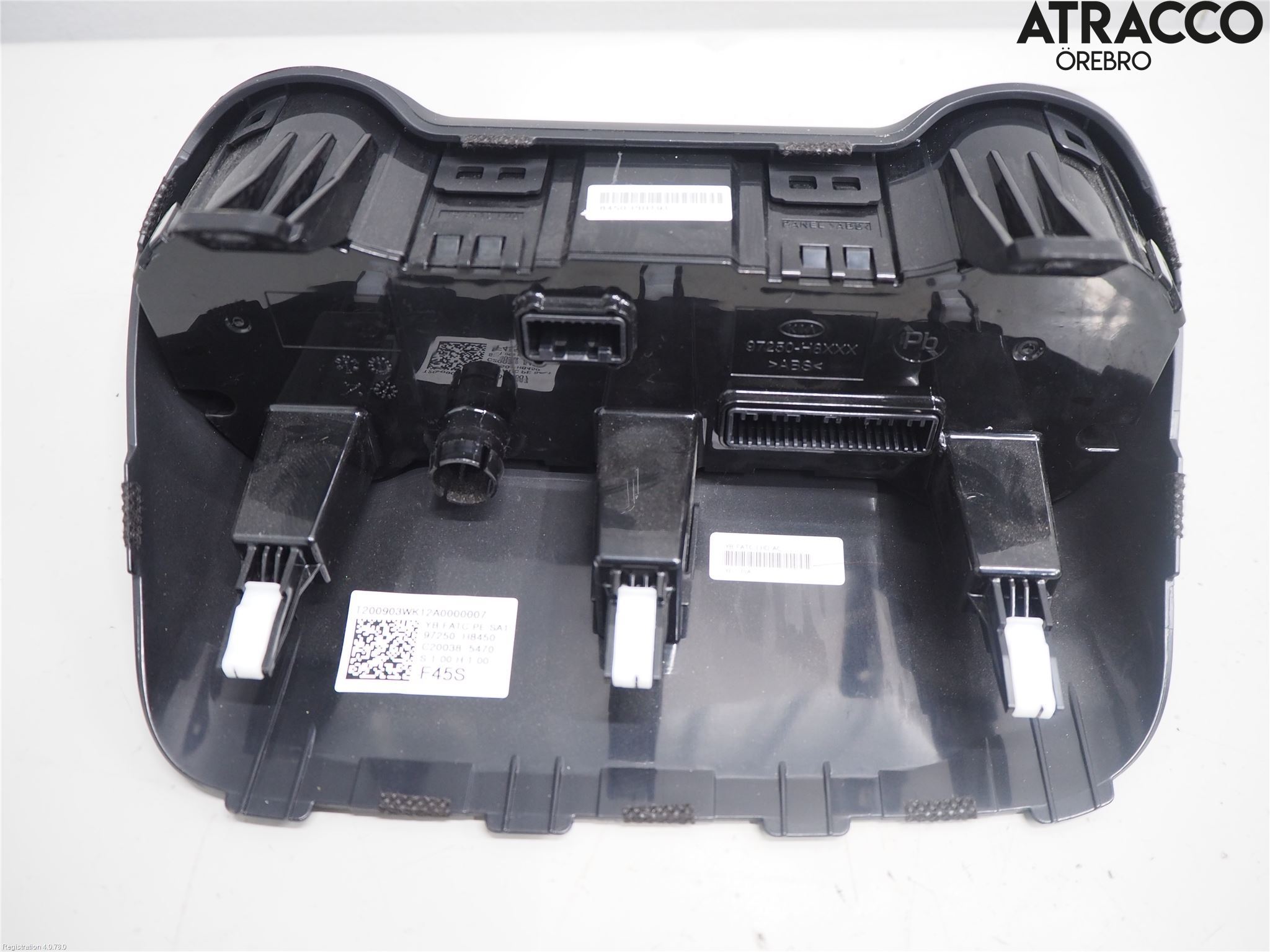 Kia STONIC 18->> Ac Styrenhet Ac Manöveren