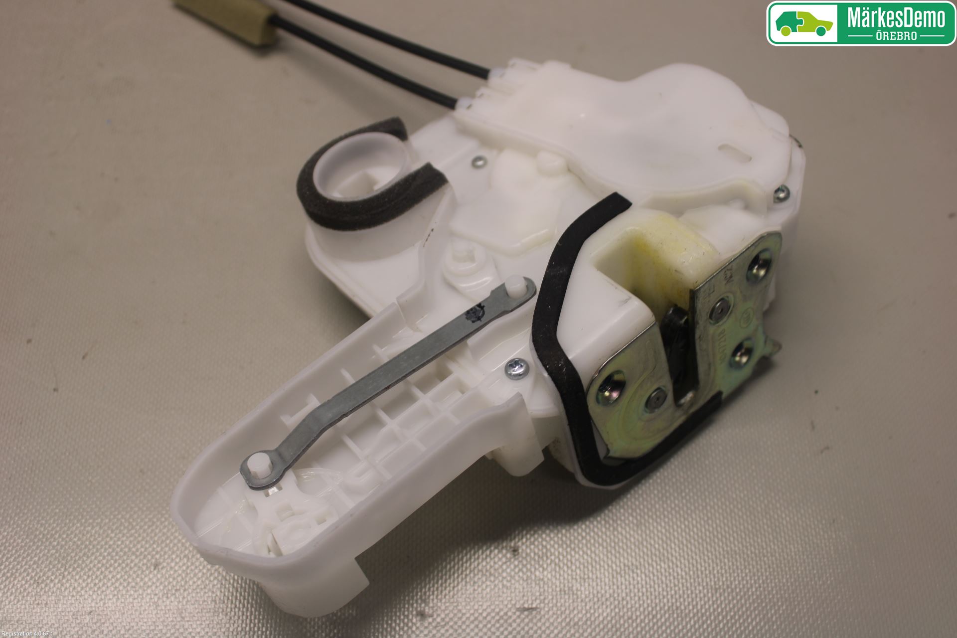 Mitsubishi OUTLANDER 13-21 Låskista-Dörrlås