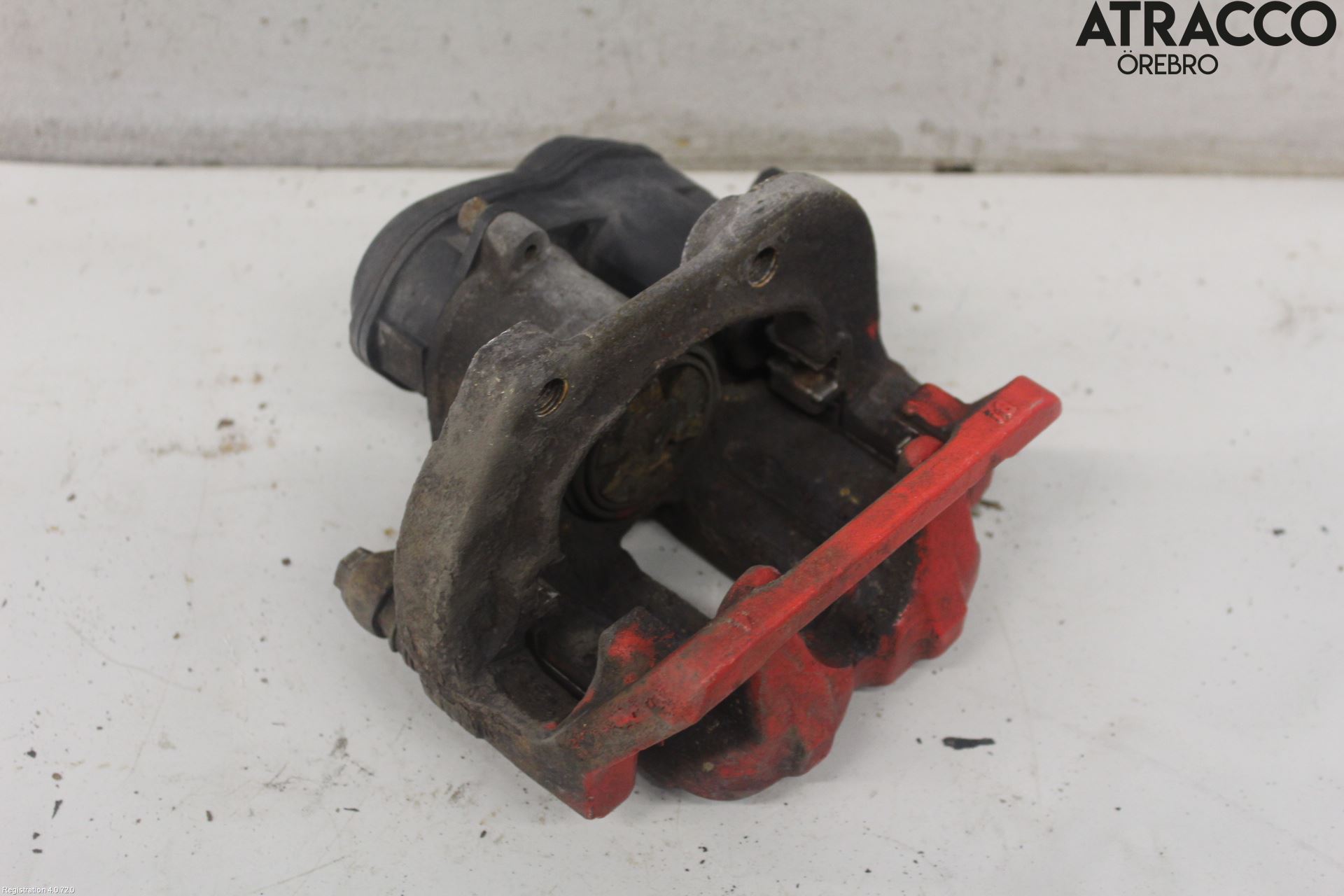 BMW 5 F10/F11/F18 09-17 Bromsok Bak Vänster