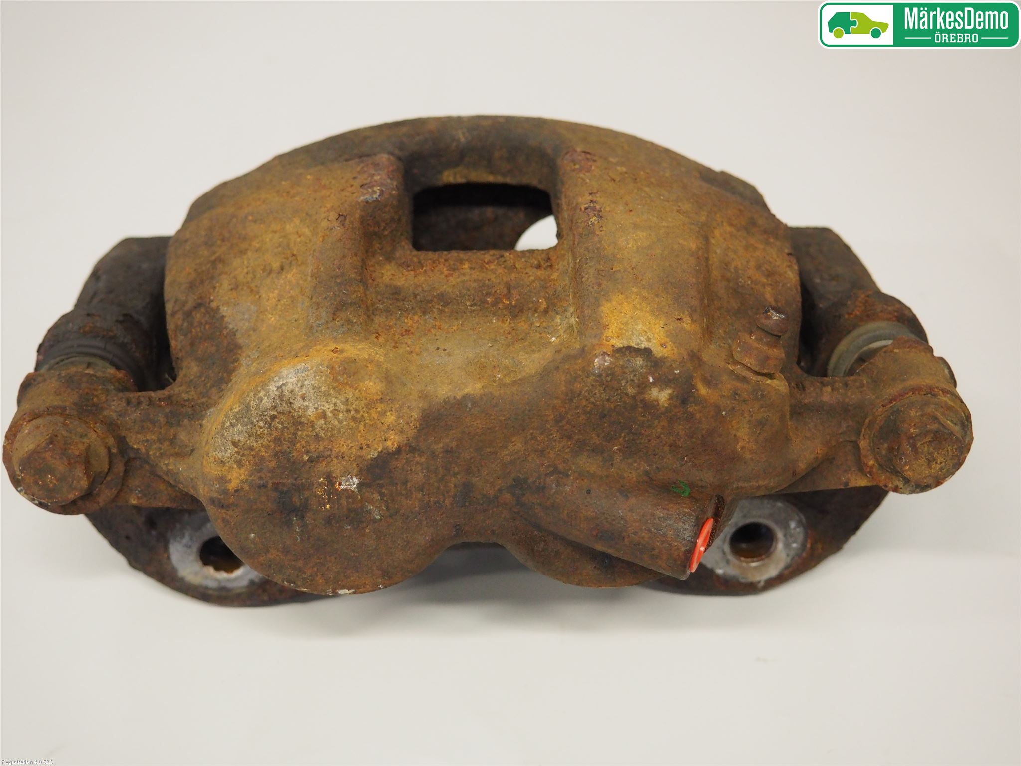 Volkswagen VW AMAROK 2H 10-22 Bromsok Fram Höger