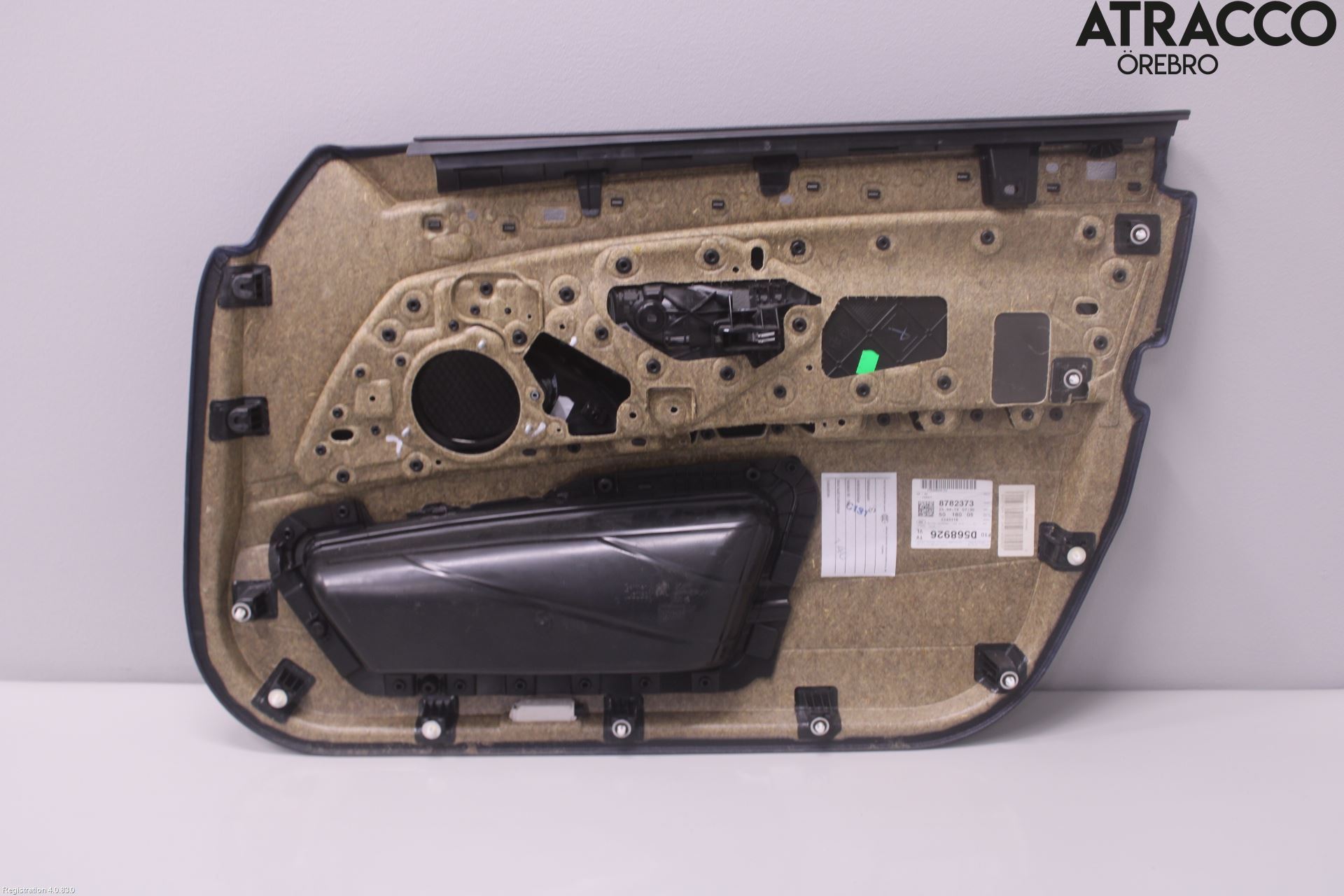 BMW 5 F10/F11/F18 09-17 Dörrklädsel Vä