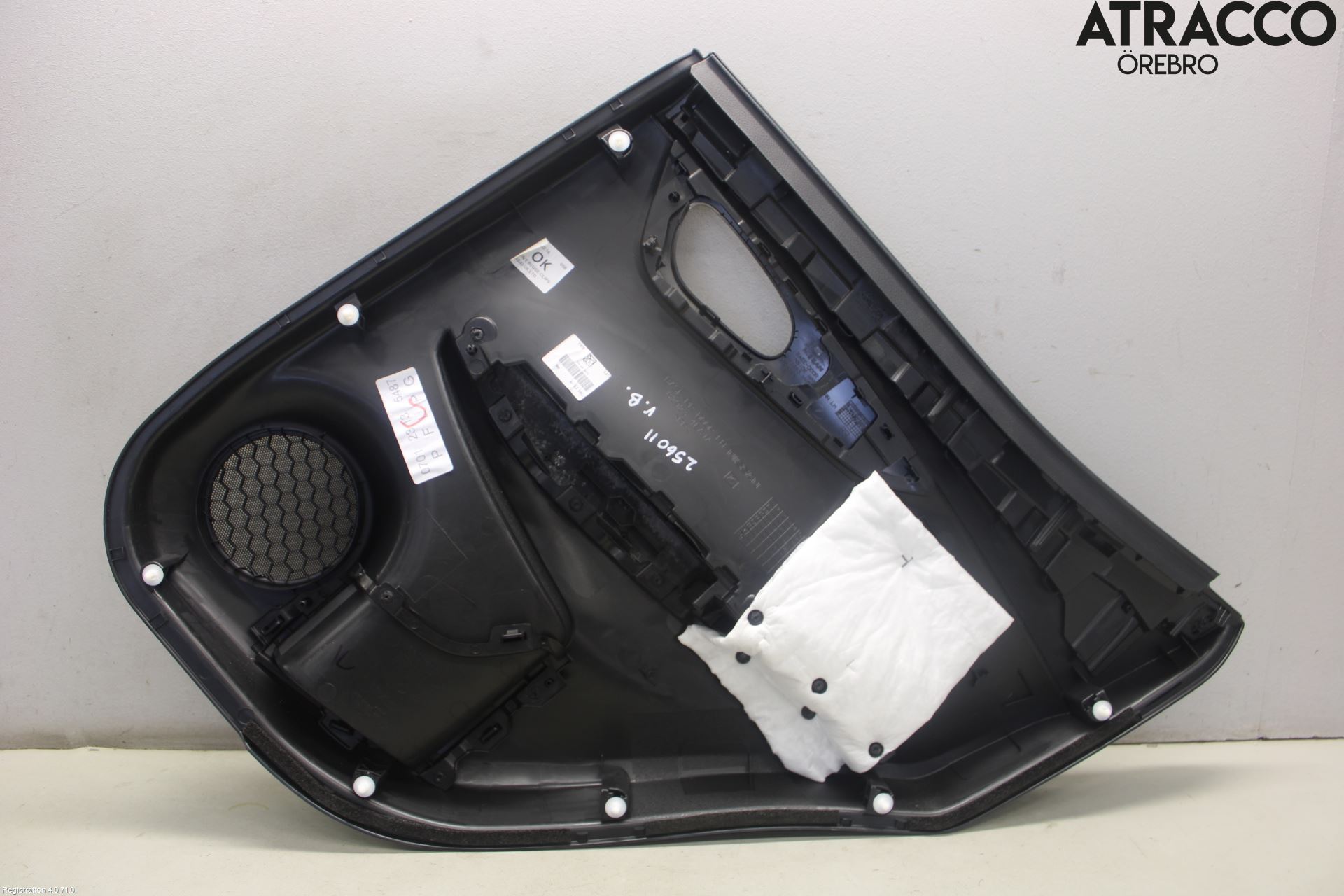 Nissan QASHQAI 17-21 Dörrklädsel Vä