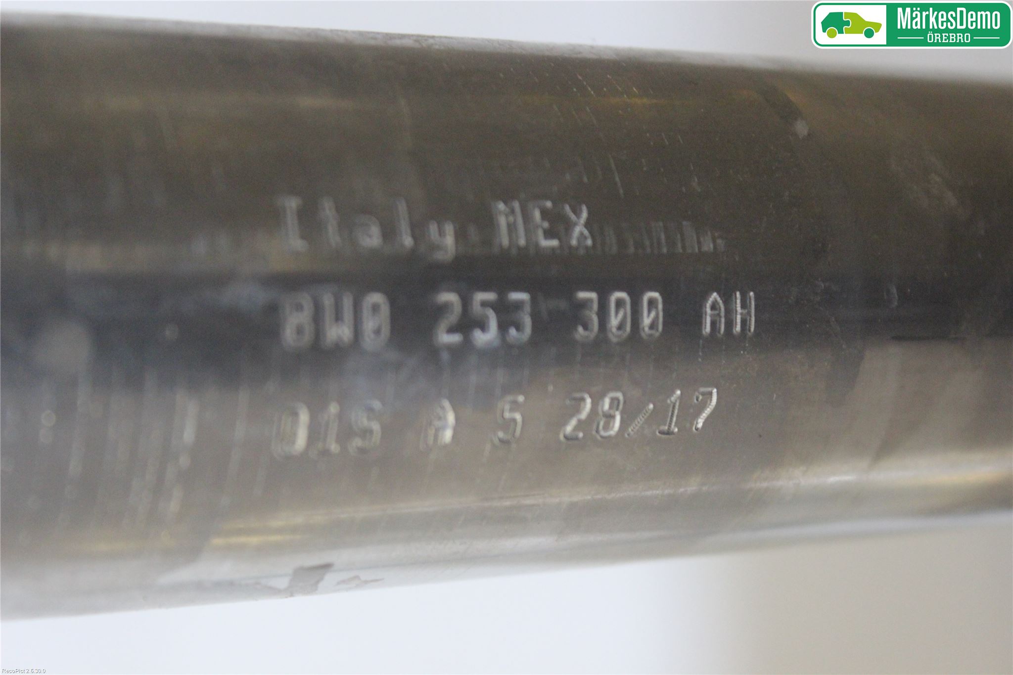 Audi A4/S4 B9 16-19 Avgas Mellandämpare