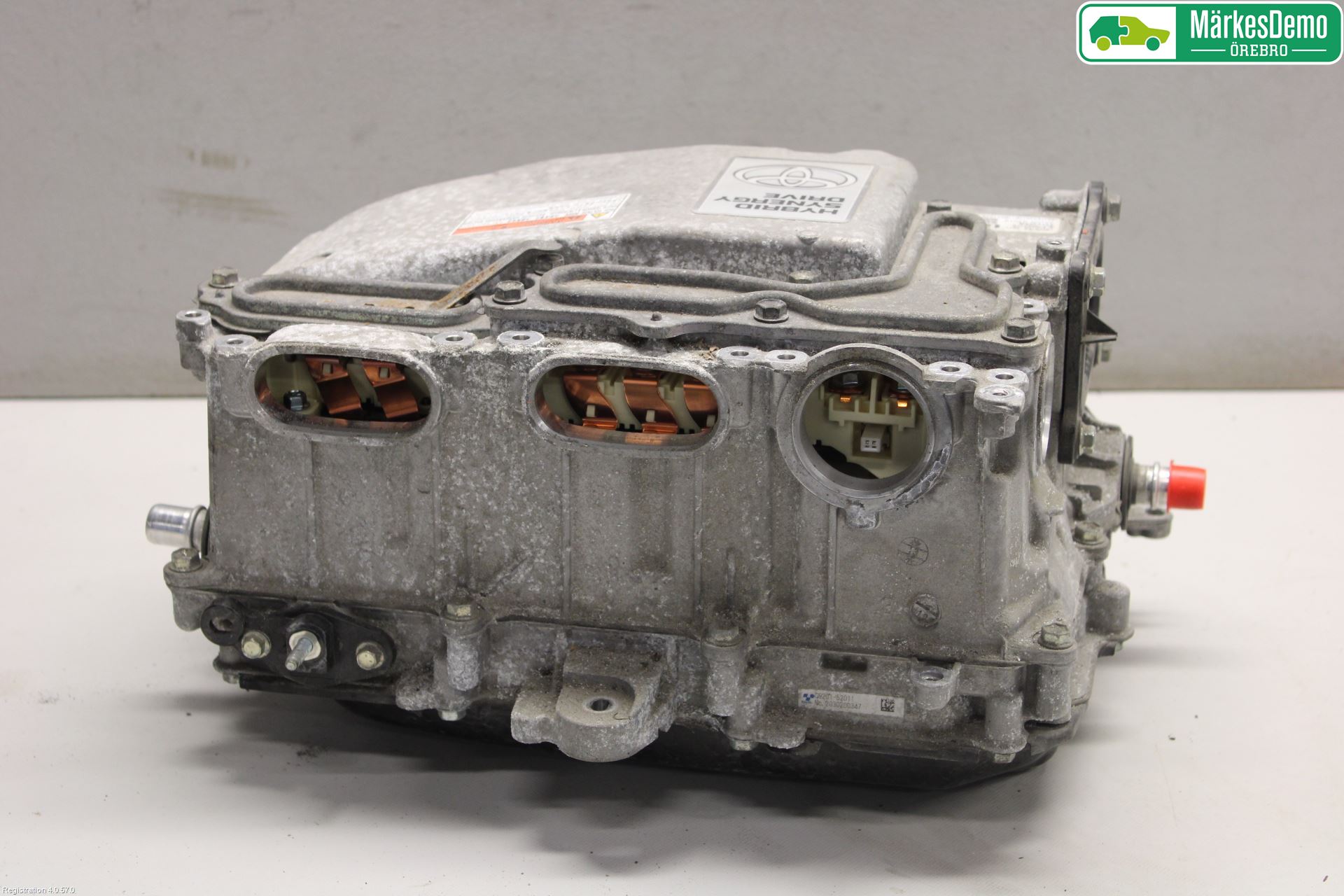 Toyota YARIS XP130 12-14 Hybridconverter