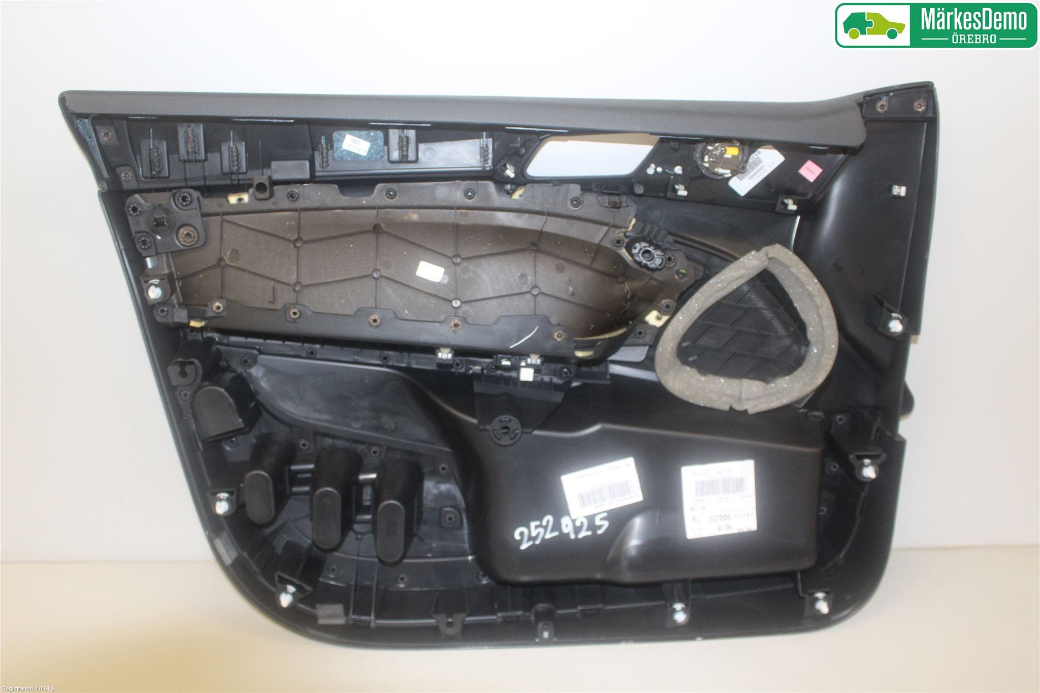 Peugeot 308 14-21 Dörrklädsel Hö