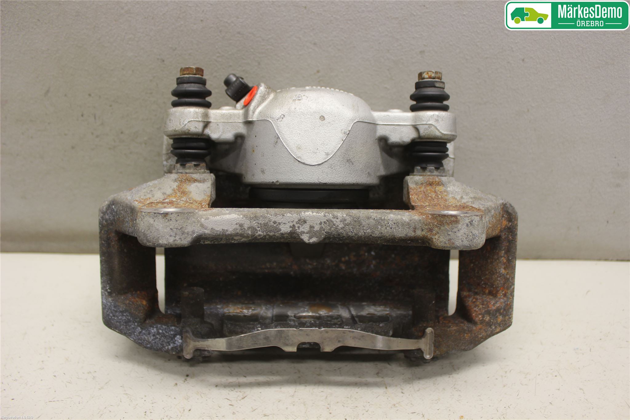 Audi A6/S6 4G 11-18 Bromsok Fram Höger