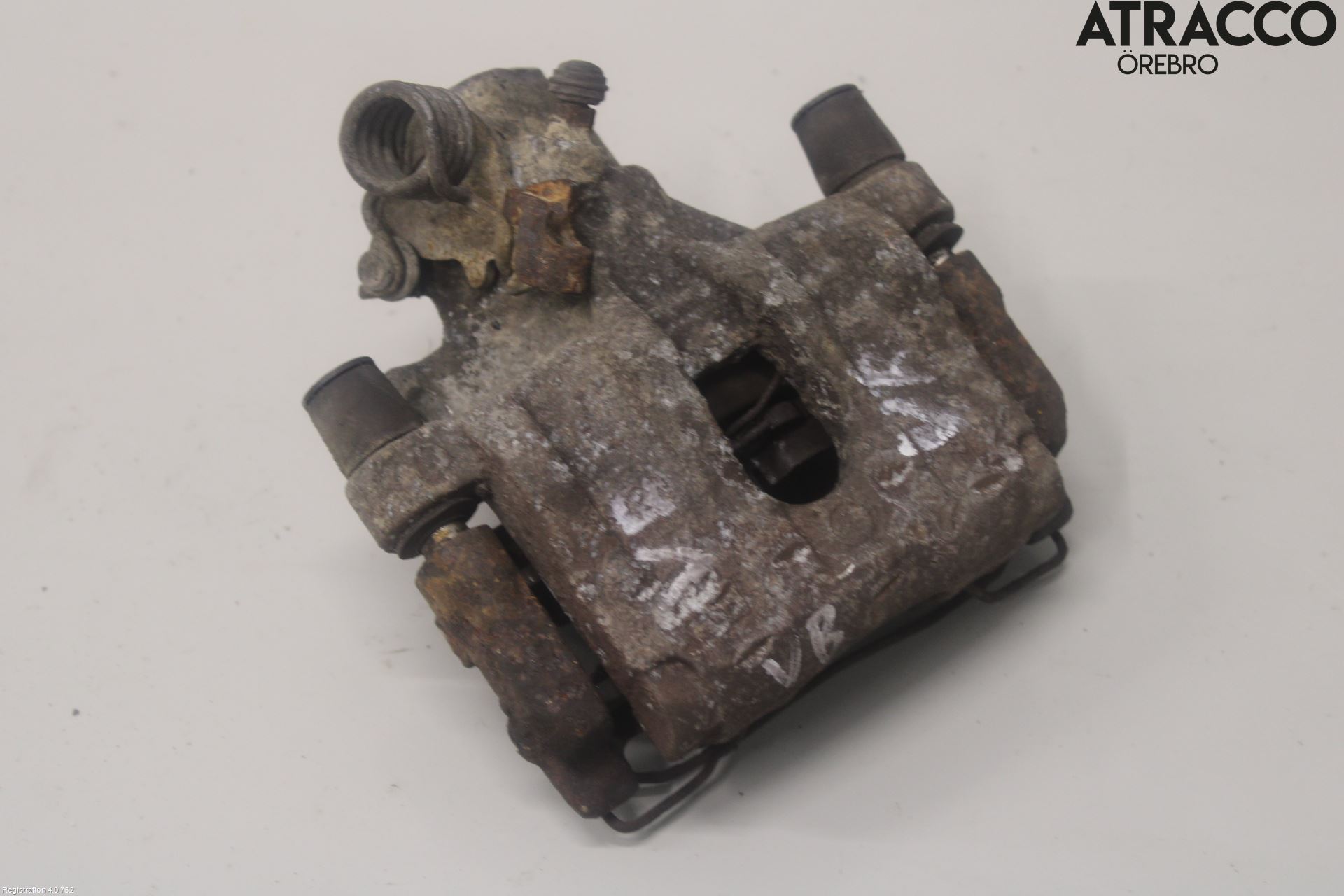 Ford FOCUS     04-07 Bromsok Bak Vänster