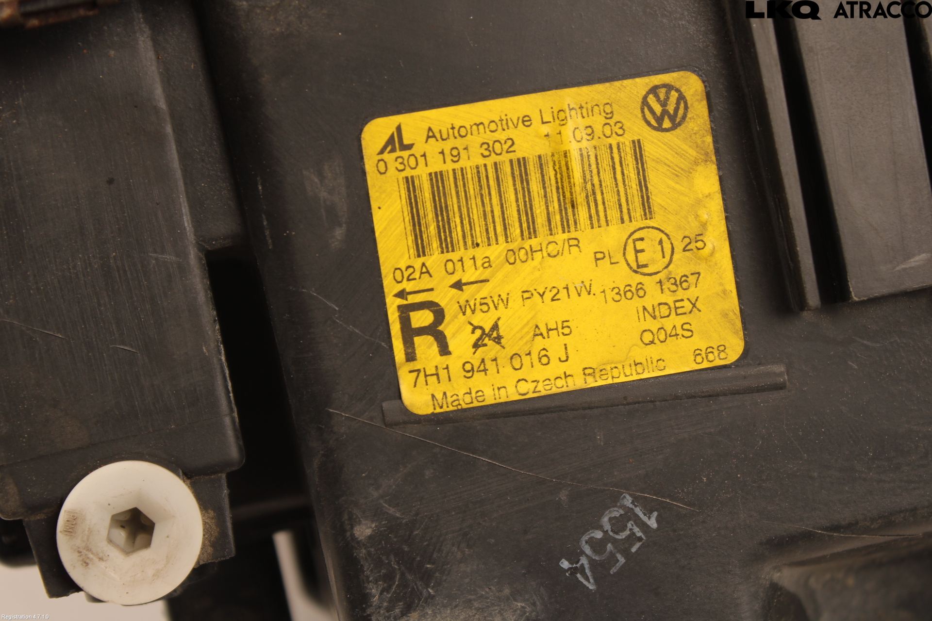 Volkswagen VW TRANSP/CARAVELLE (T5) 04-15 Strålkastare Höger