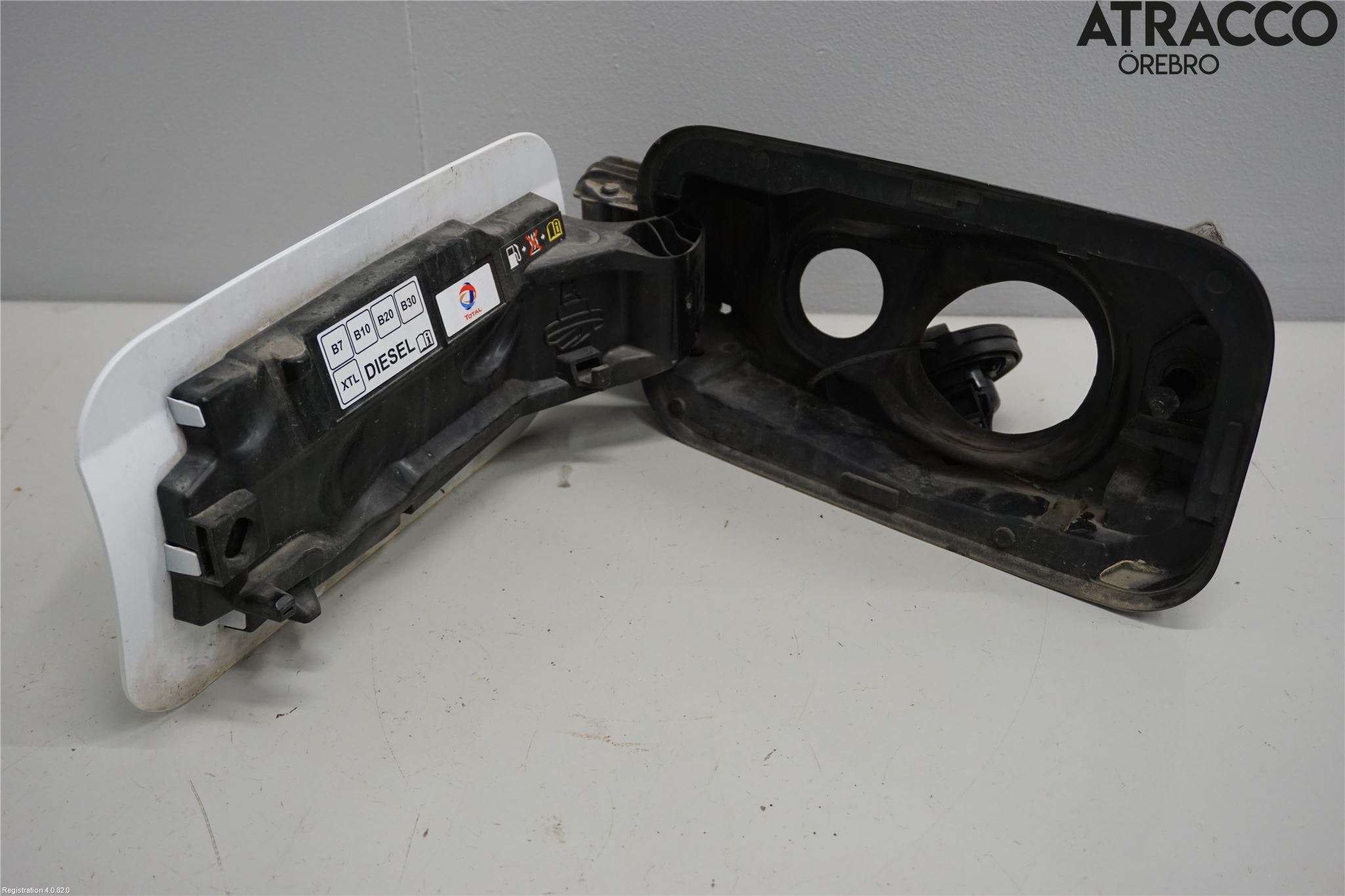 Peugeot PARTNER/E-PARTNER 19- Tanklucka