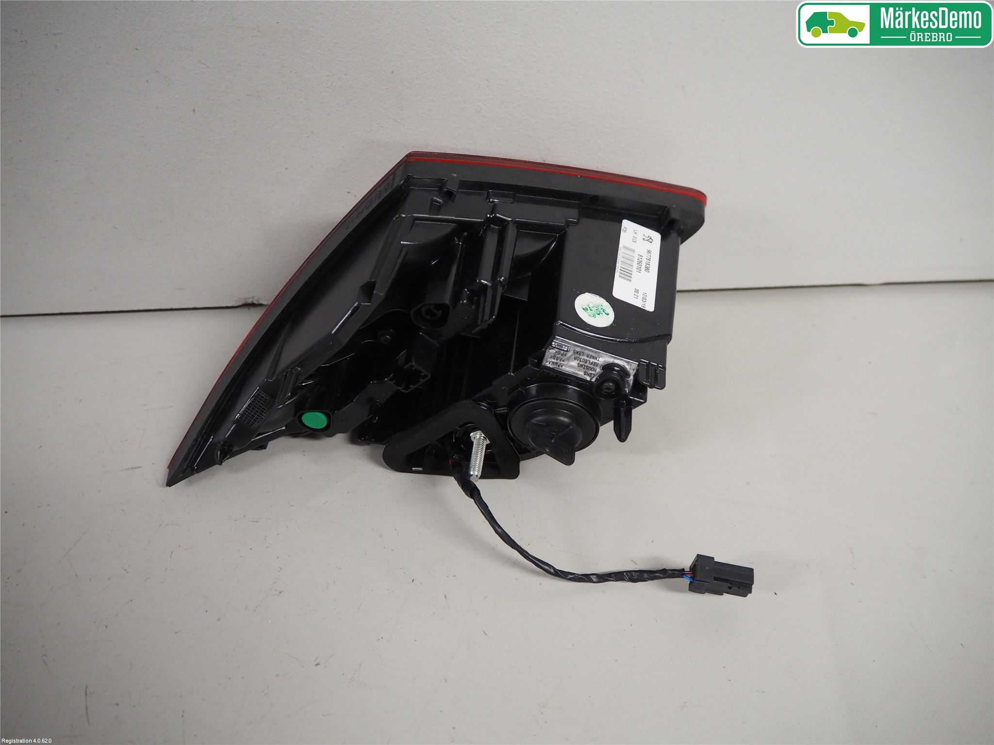 Peugeot 308 14-21 Bakljus Lucka Vä