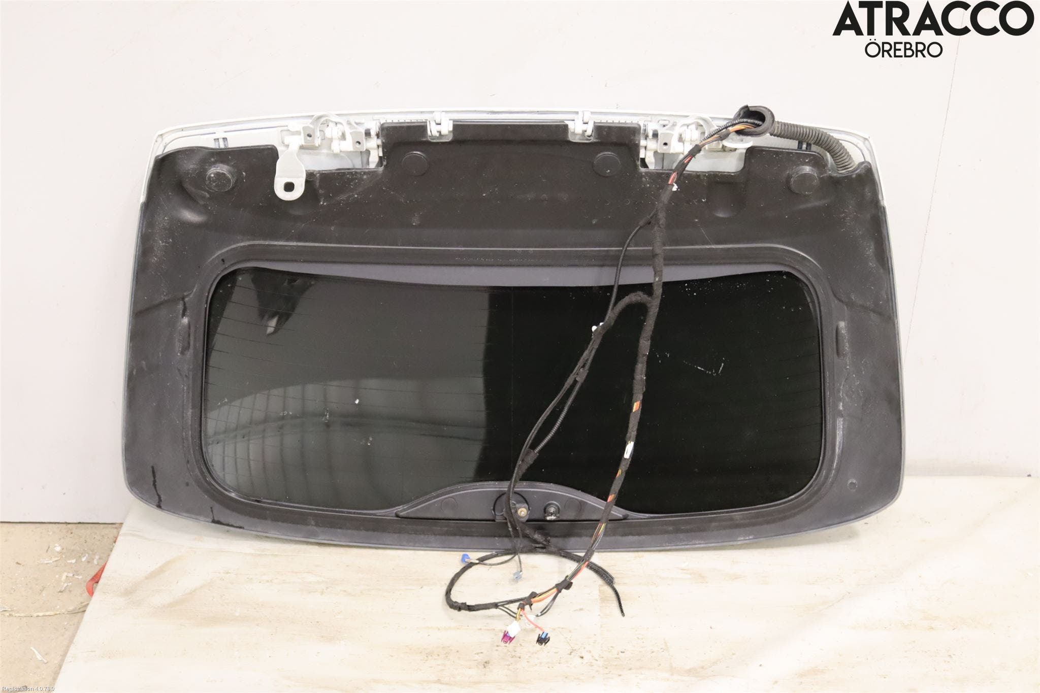 BMW 3 F30/F31/F80 12-19 Bakruta