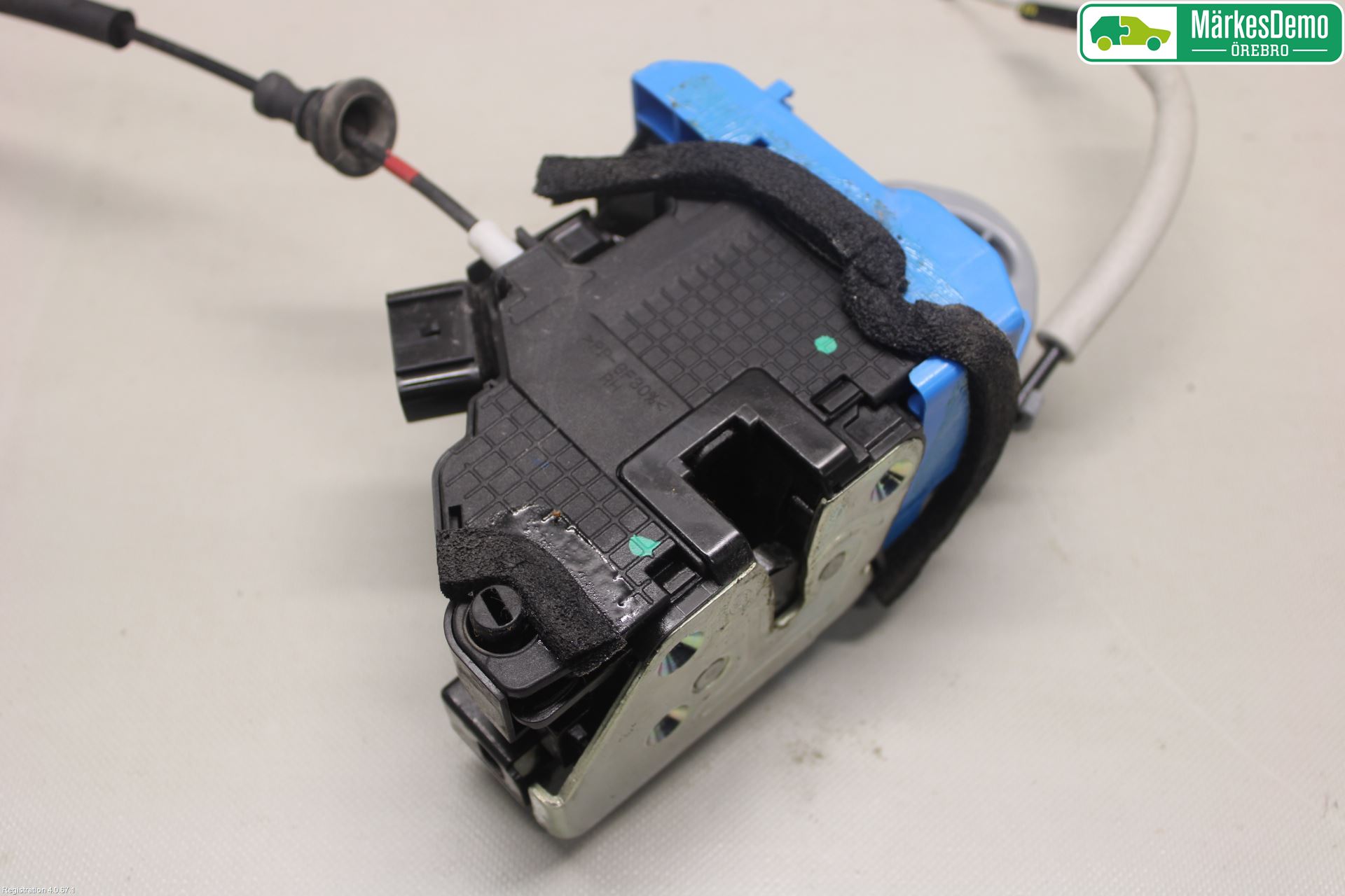 Kia CEED 12-18 Låskista-Dörrlås