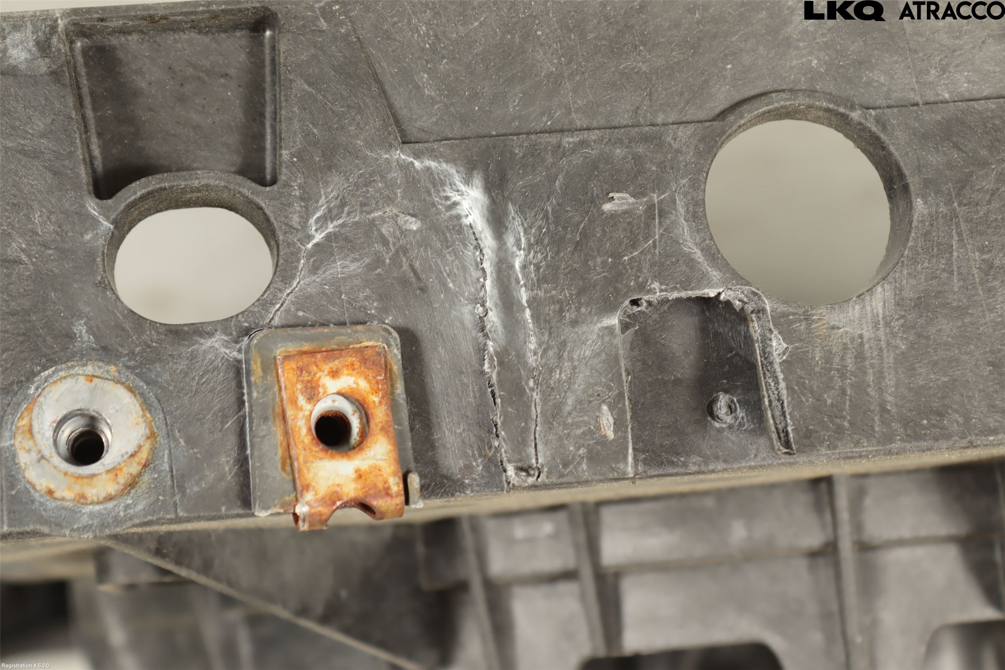 Nissan GT-R Frontplåt