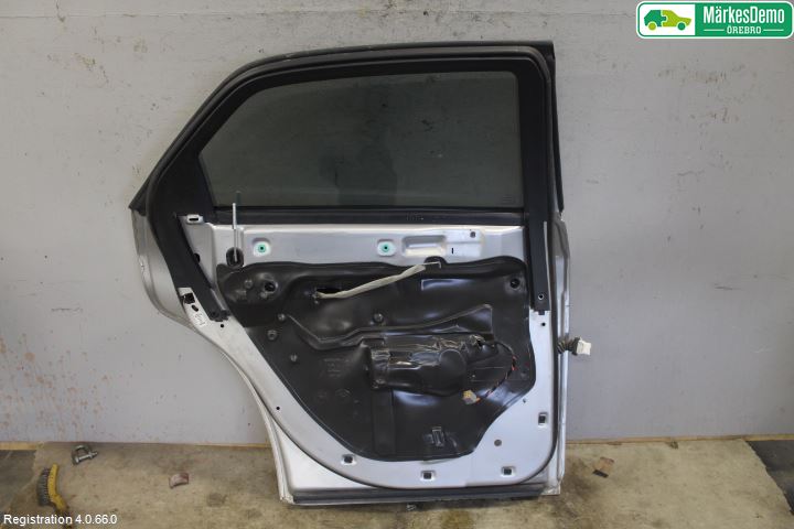 Chrysler CHR 300C Dörr Bak Vänster