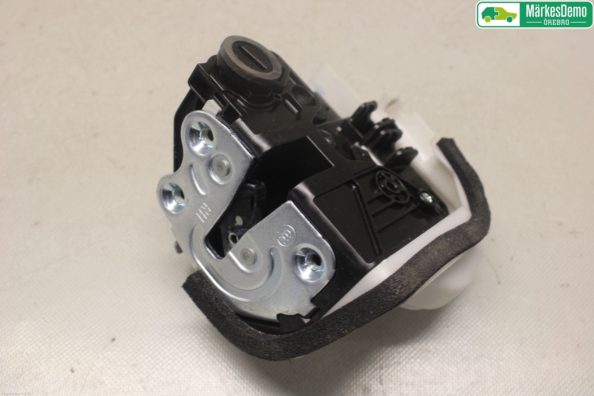 Kia PICANTO 17- Låskista-Dörrlås