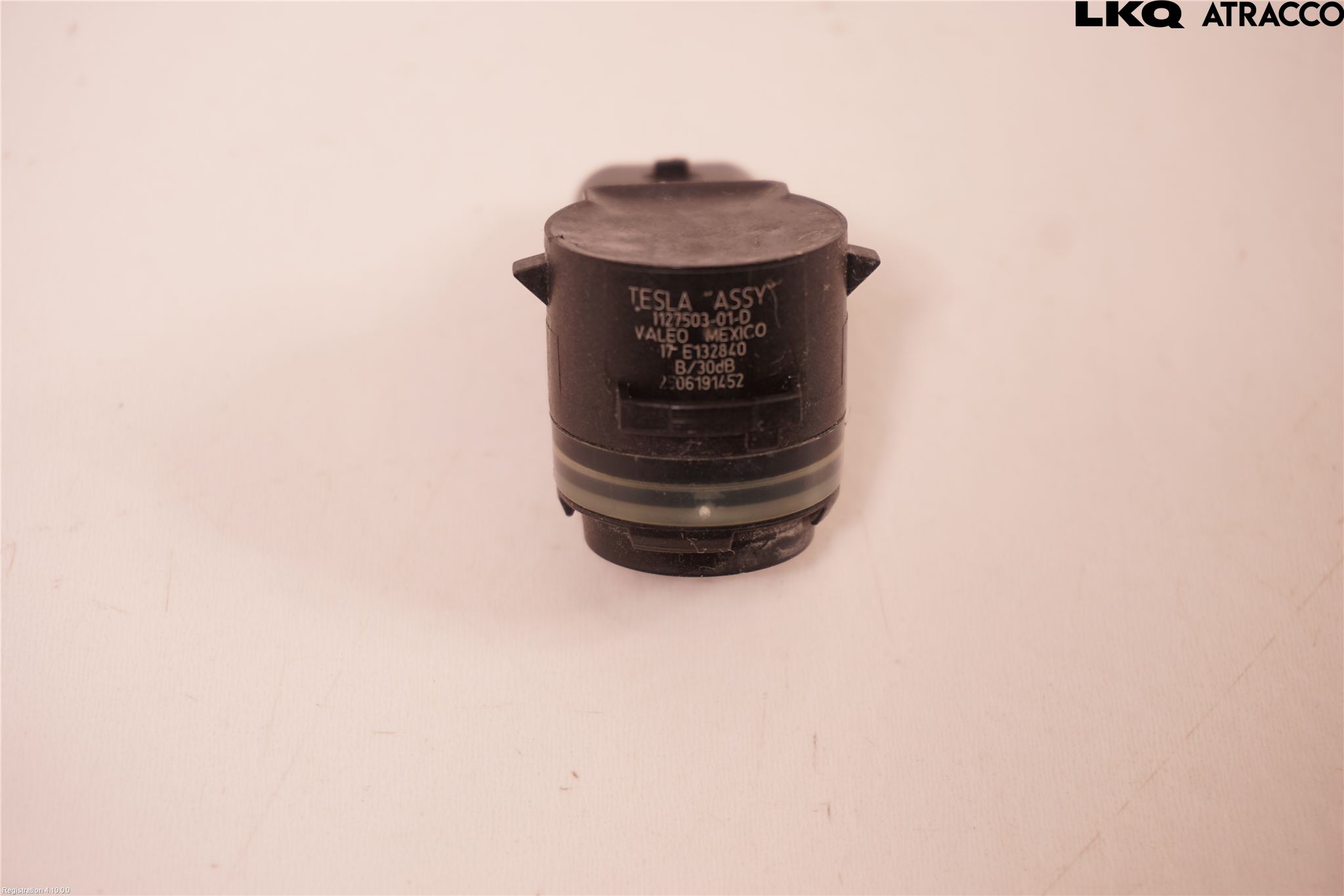 Tesla MODEL 3 17- Parkeringshjälp Frontsensor