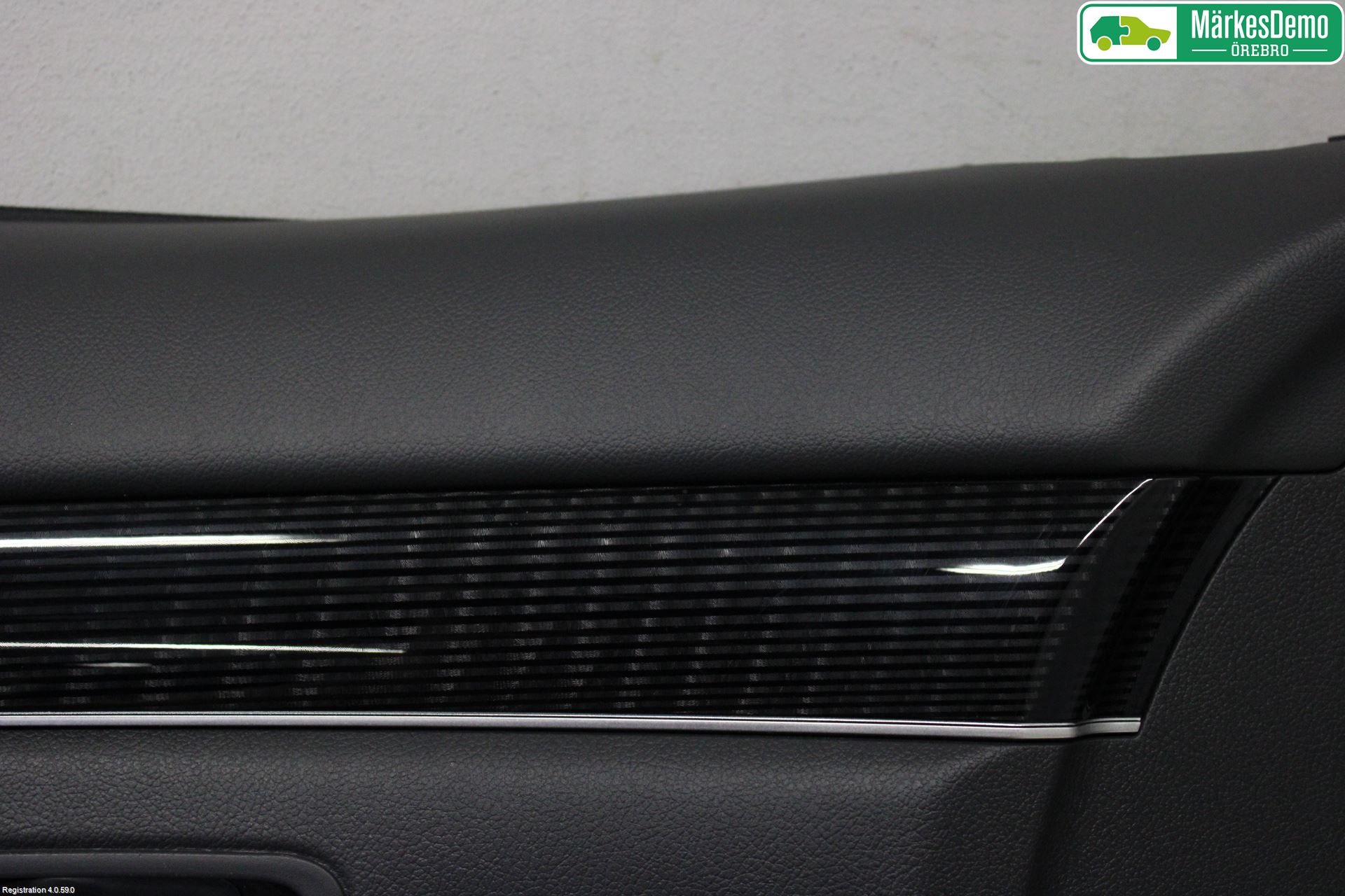 Mitsubishi OUTLANDER 13-21 Dörrklädsel Vä