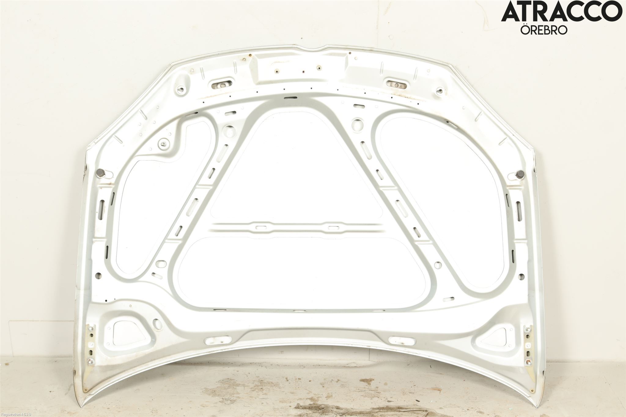 Volkswagen VW GOLF V 04-09 Huv Fram