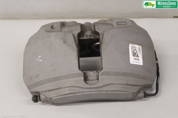 Audi A4/S4 B9 16-19 Bromsok Fram Vänster