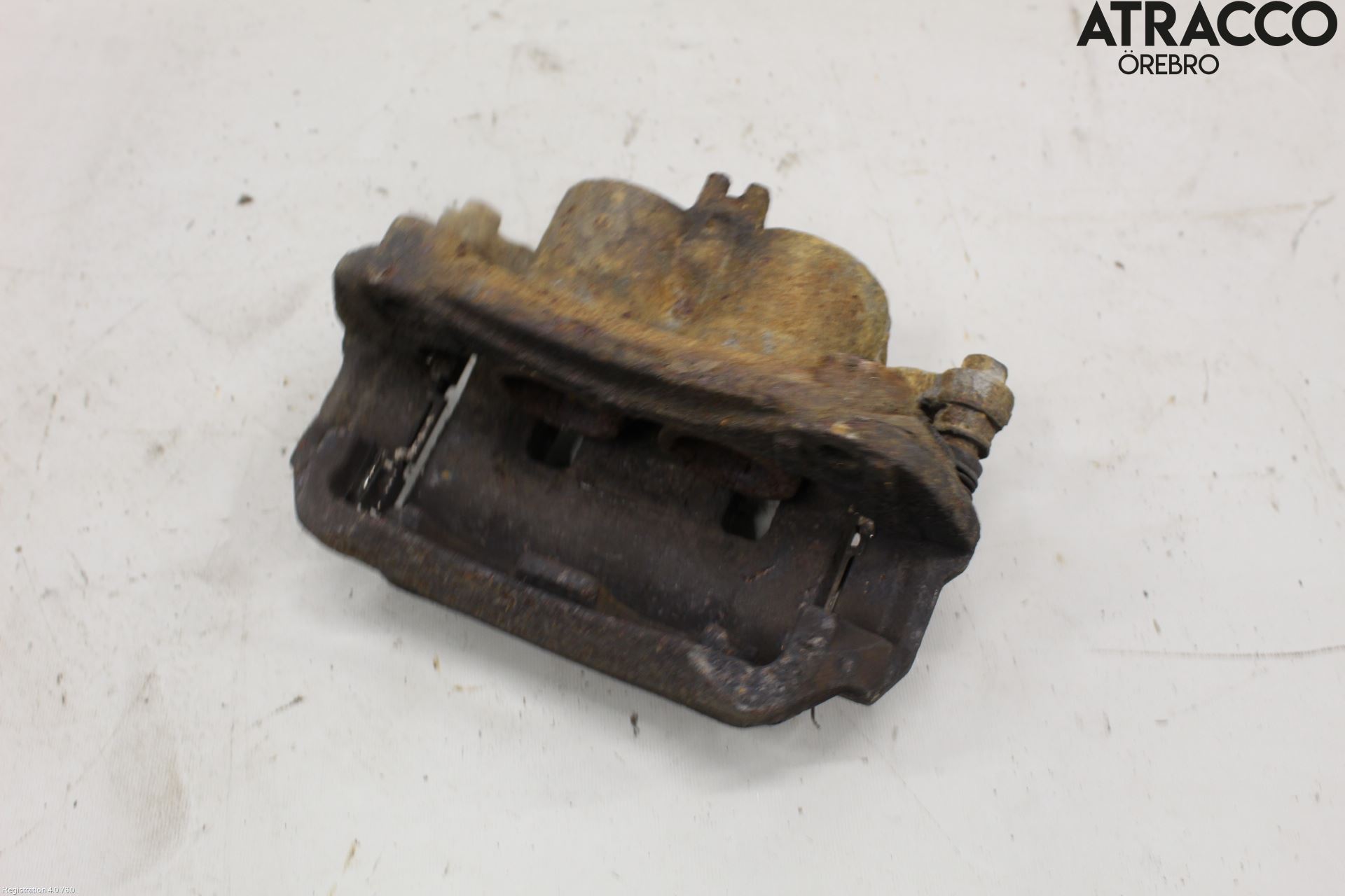 Nissan NAVARA 05-16 Bromsok Fram Vänster