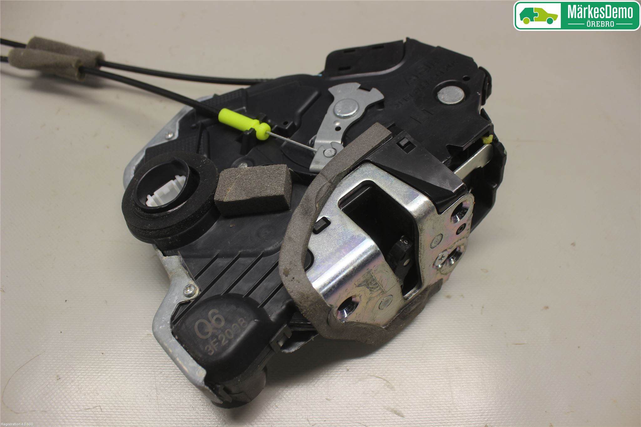 Lexus IS 250/350 14-20 Låskista-Dörrlås