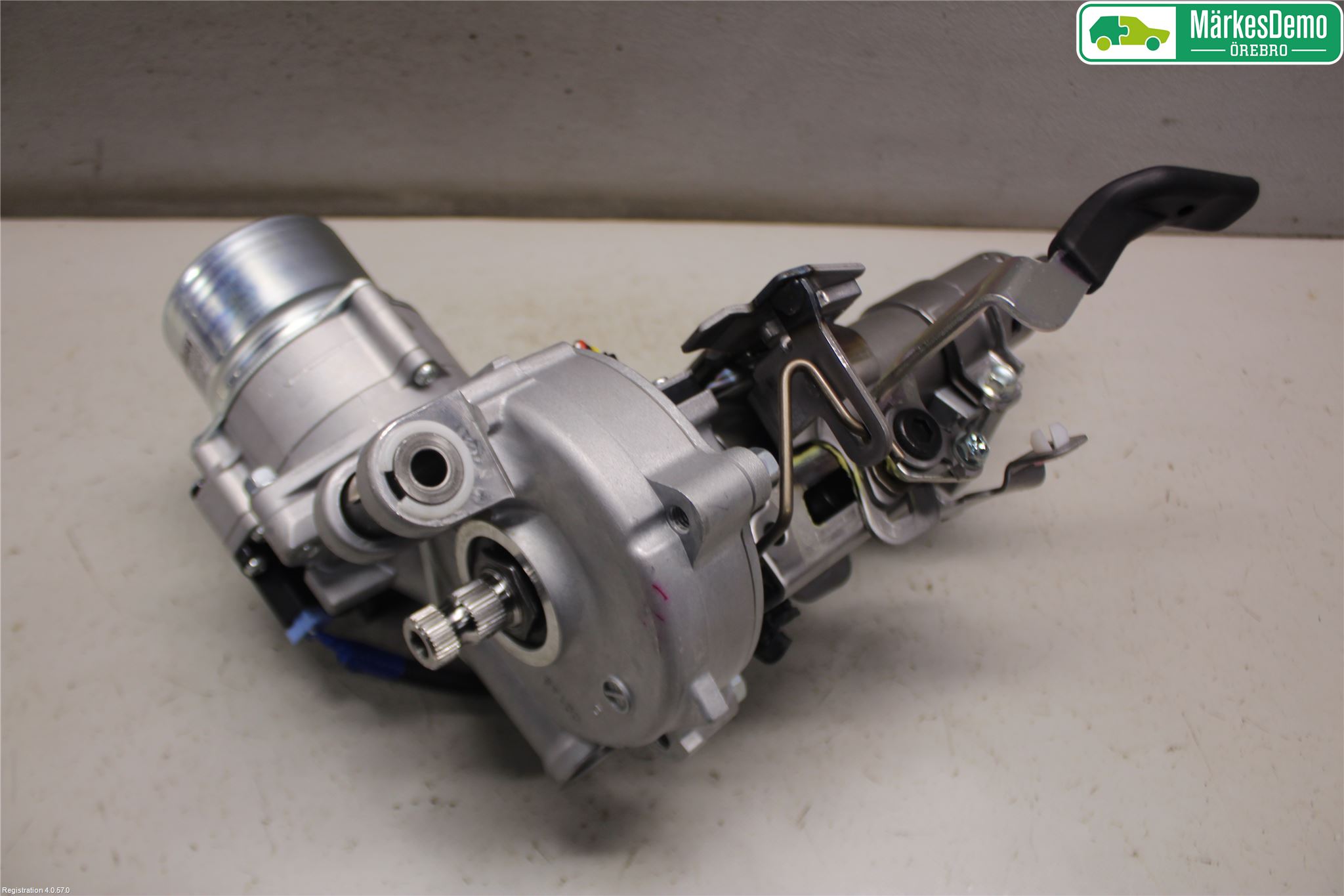 Mitsubishi OUTLANDER 13-21 Rattaxelagg Med Inb Servo