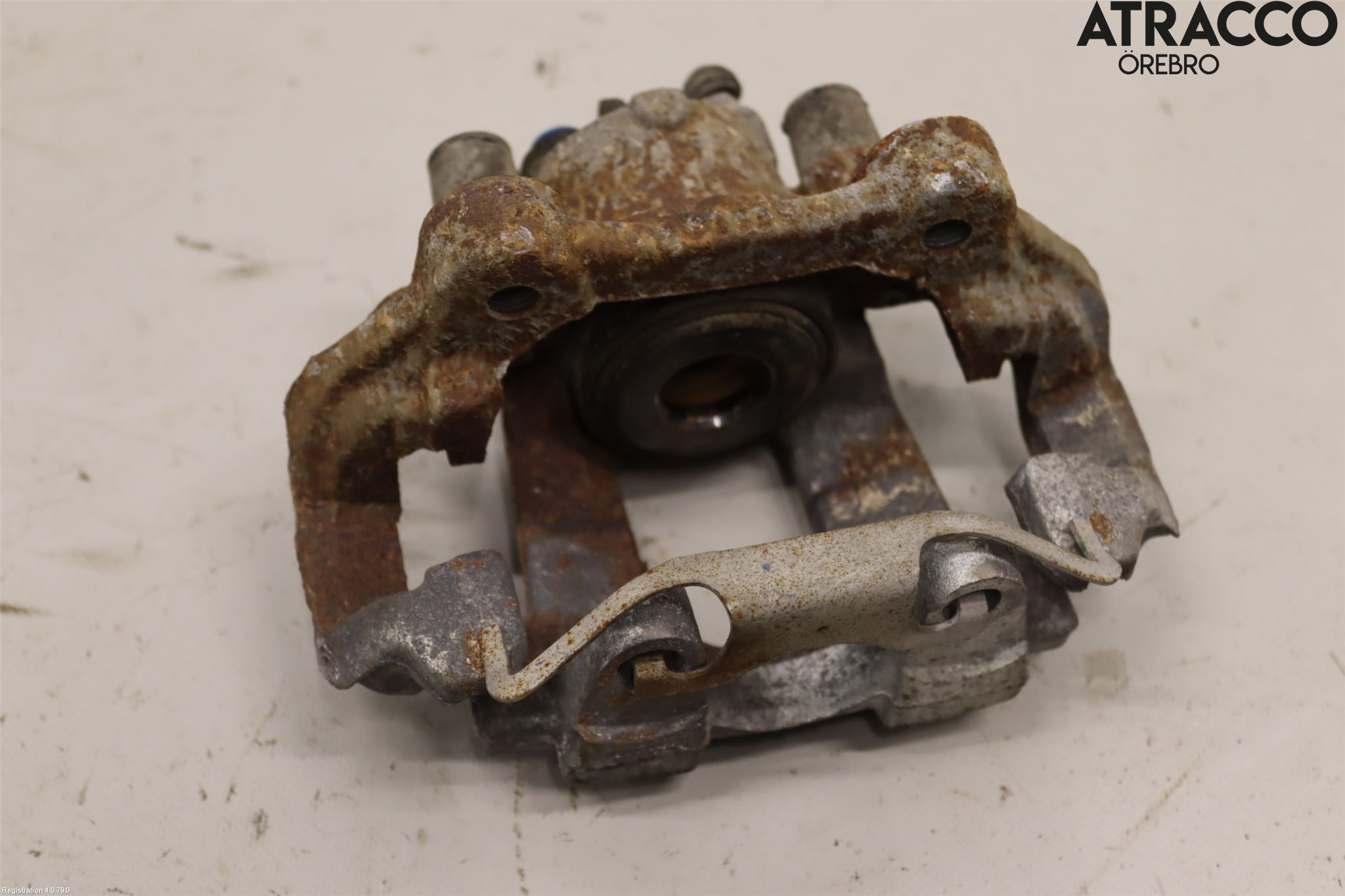 Jeep GRAND CHEROKEE 10-20 Bromsok Bak Höger