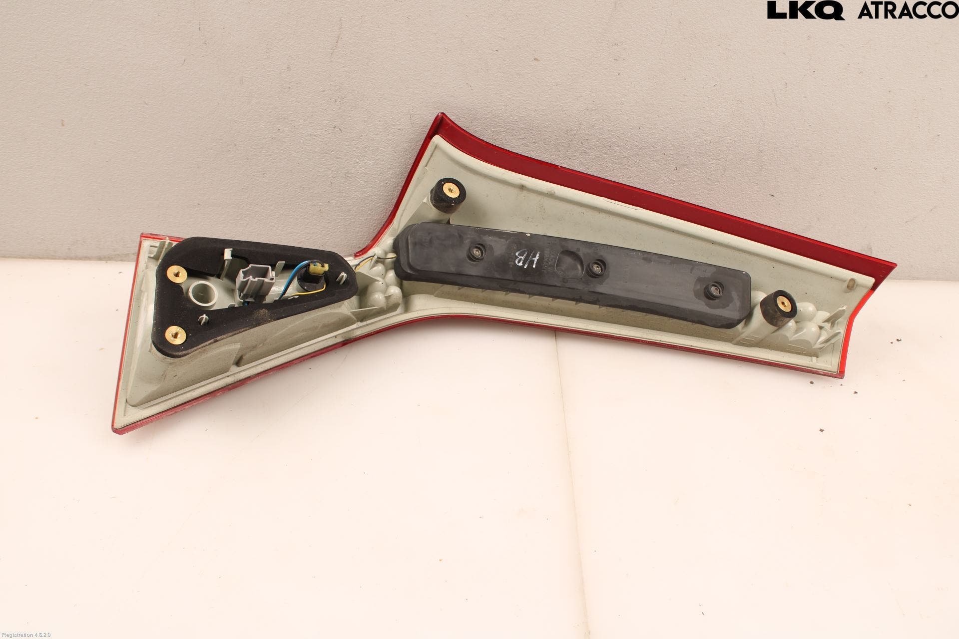 Volvo V70 08-13 Bakljus Lucka Hö