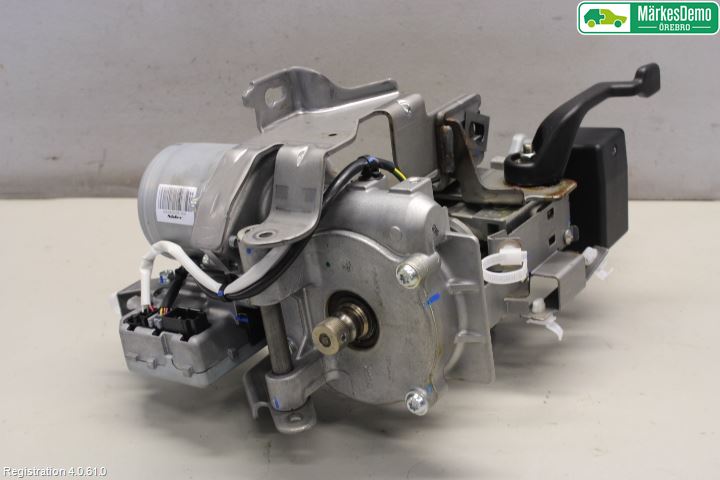 Nissan QASHQAI 14-17 Rattaxelagg Med Inb Servo