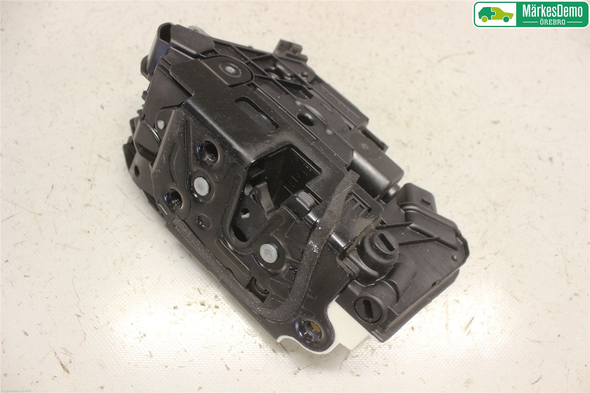 Skoda FABIA 07-14 Låskista-Dörrlås