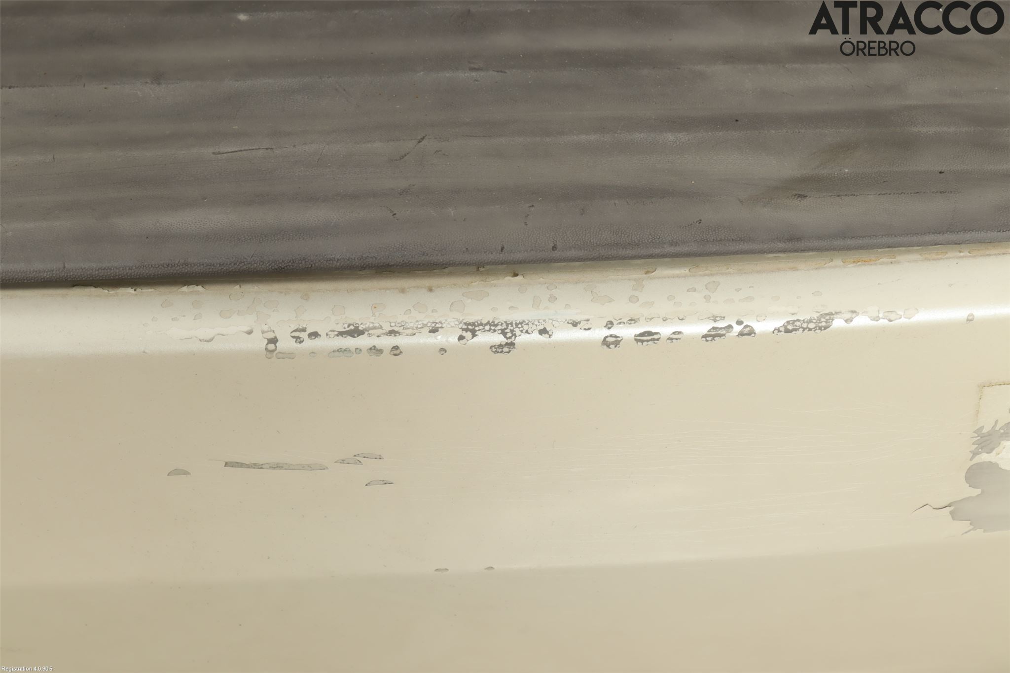 Cadillac ESCALADE Stötfångarbeklädnad Bak