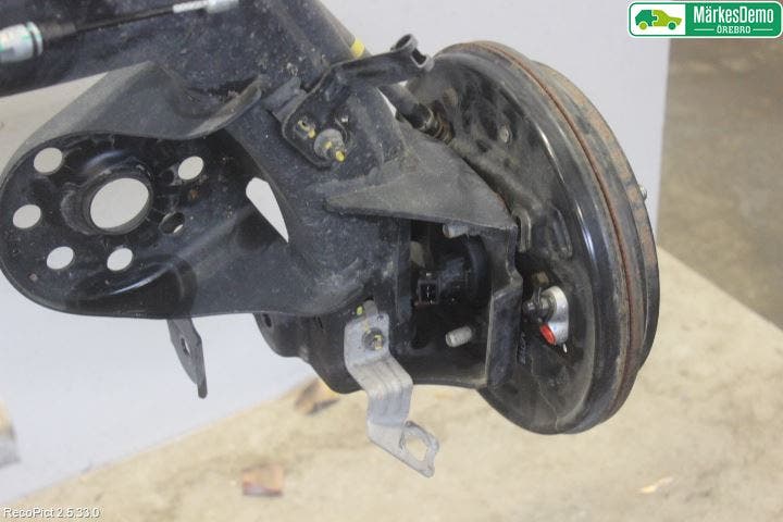 Kia RIO 17- Bakaxelbalk