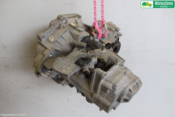 Volkswagen VW JETTA VI 11- Växellåda Man 6 Vxl