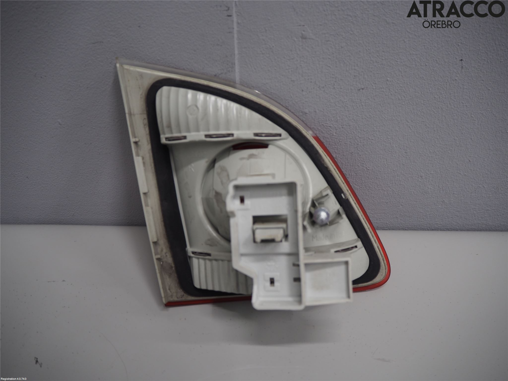 BMW 5 E60/61 Sed/Tou 02-10 Bakljus Lucka Hö