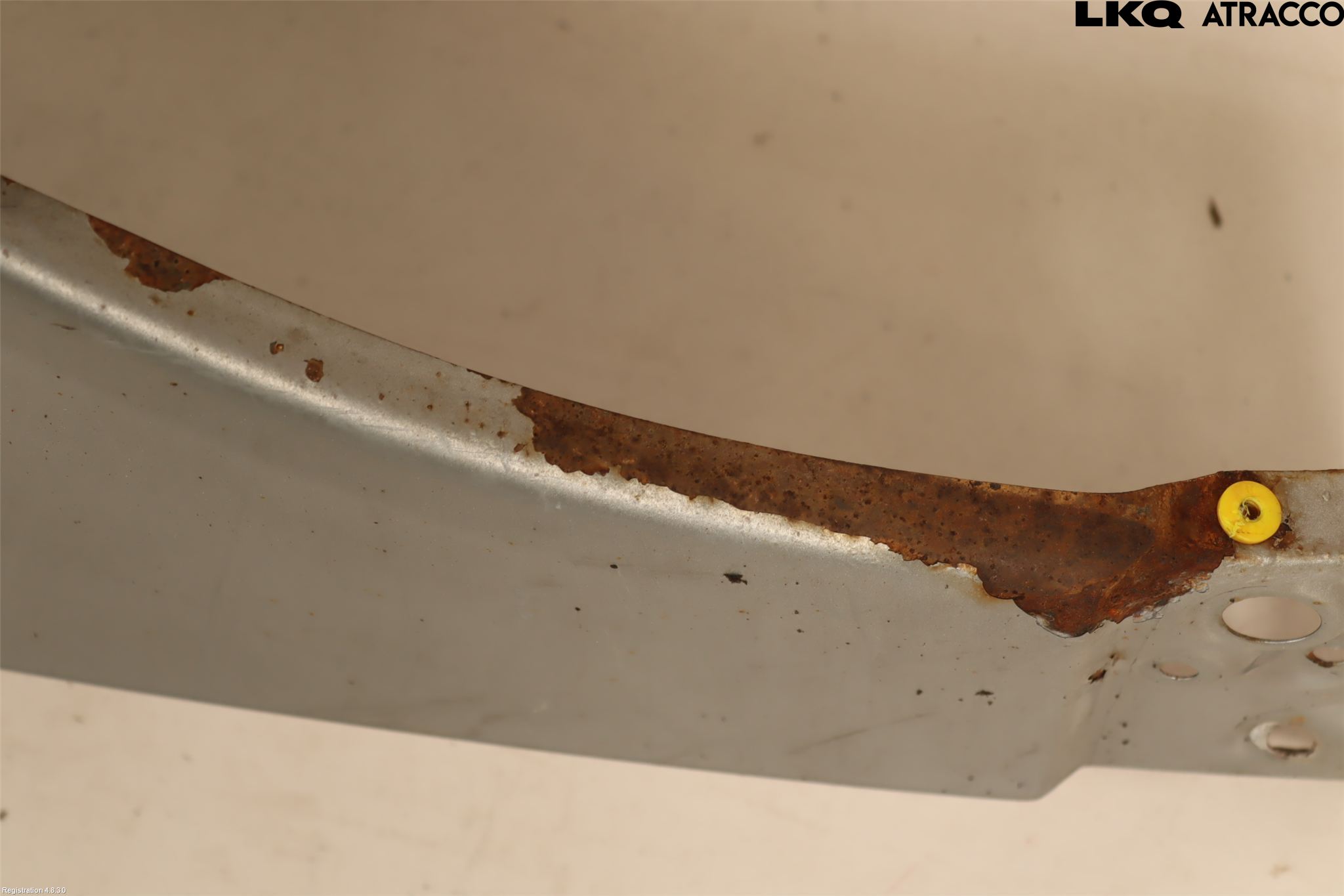 Volvo V70 08-13 Skärm Fram Höger