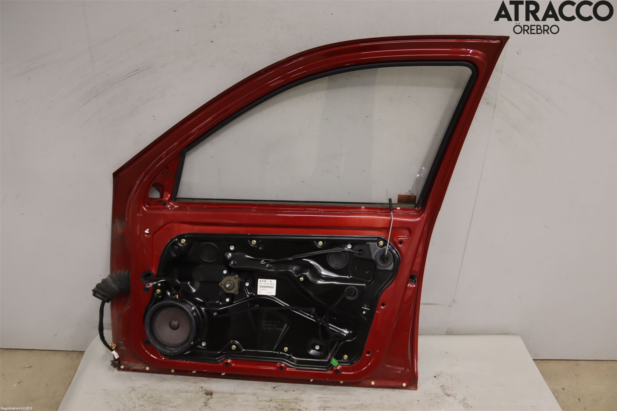 Volkswagen VW GOLF IV 98-06 Dörr Fram Höger